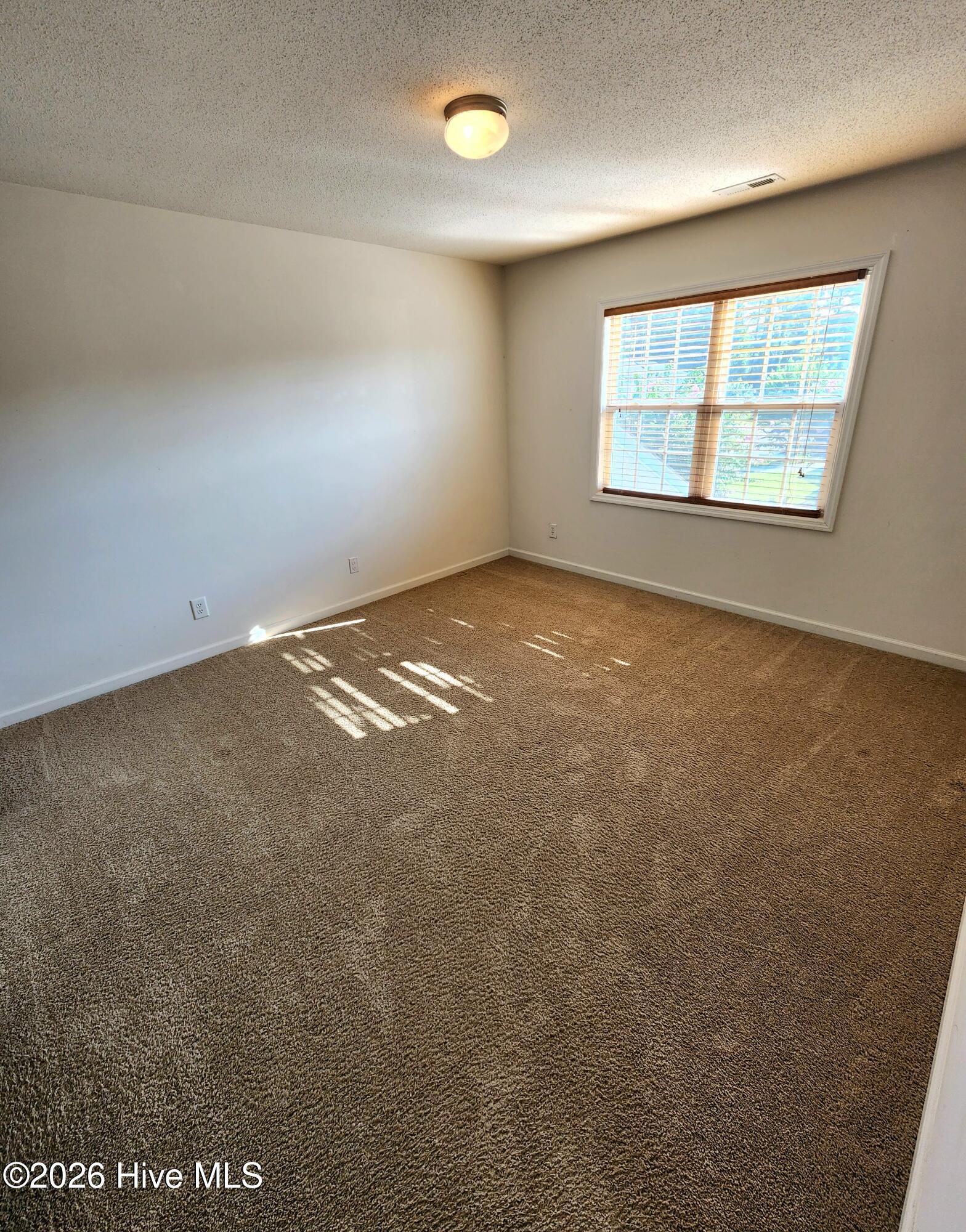 182 Kelly Circle Property Photo 23