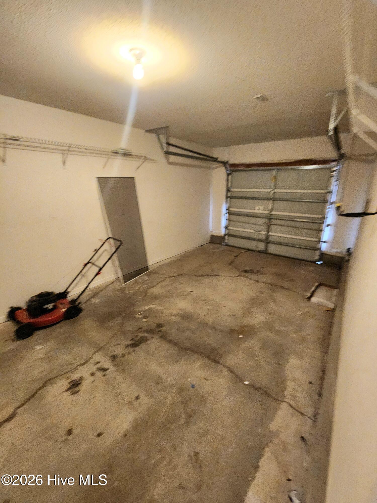 182 Kelly Circle Property Photo 27