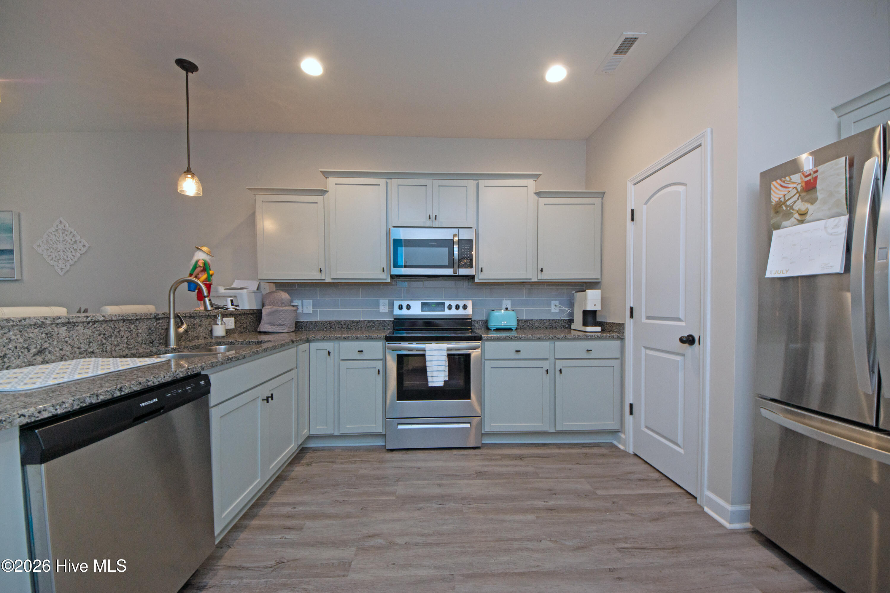 7 Catalina Circle Property Photo 12