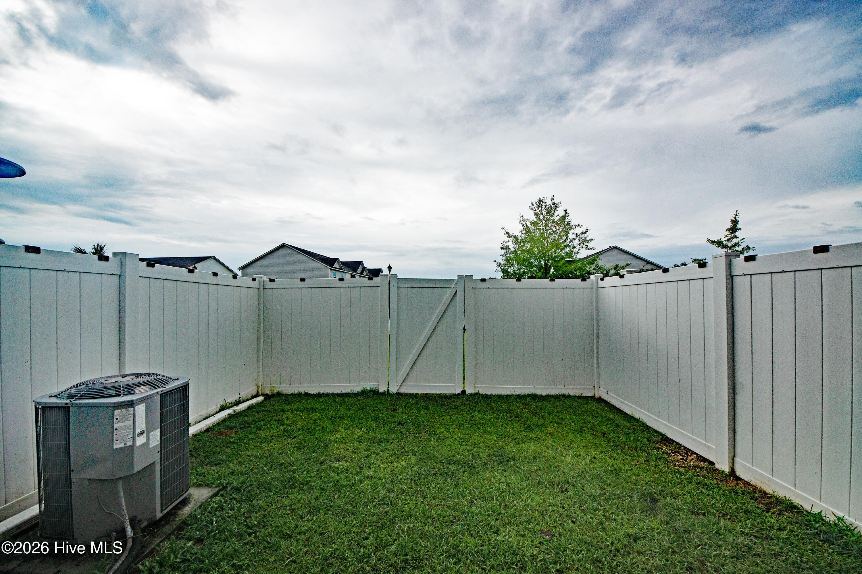 7 Catalina Circle Property Photo 36