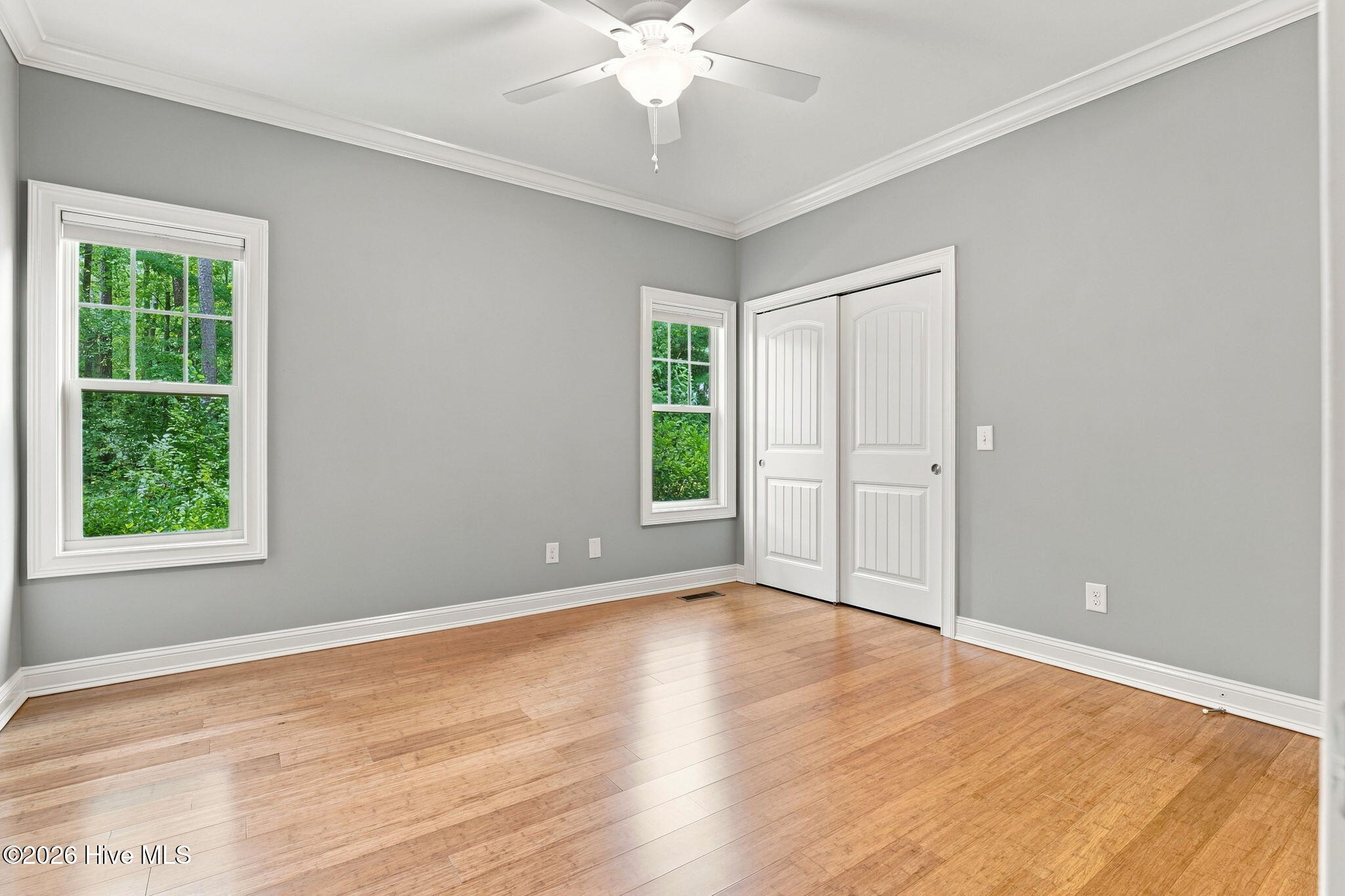 497 Clearfield Lane E Property Photo 26