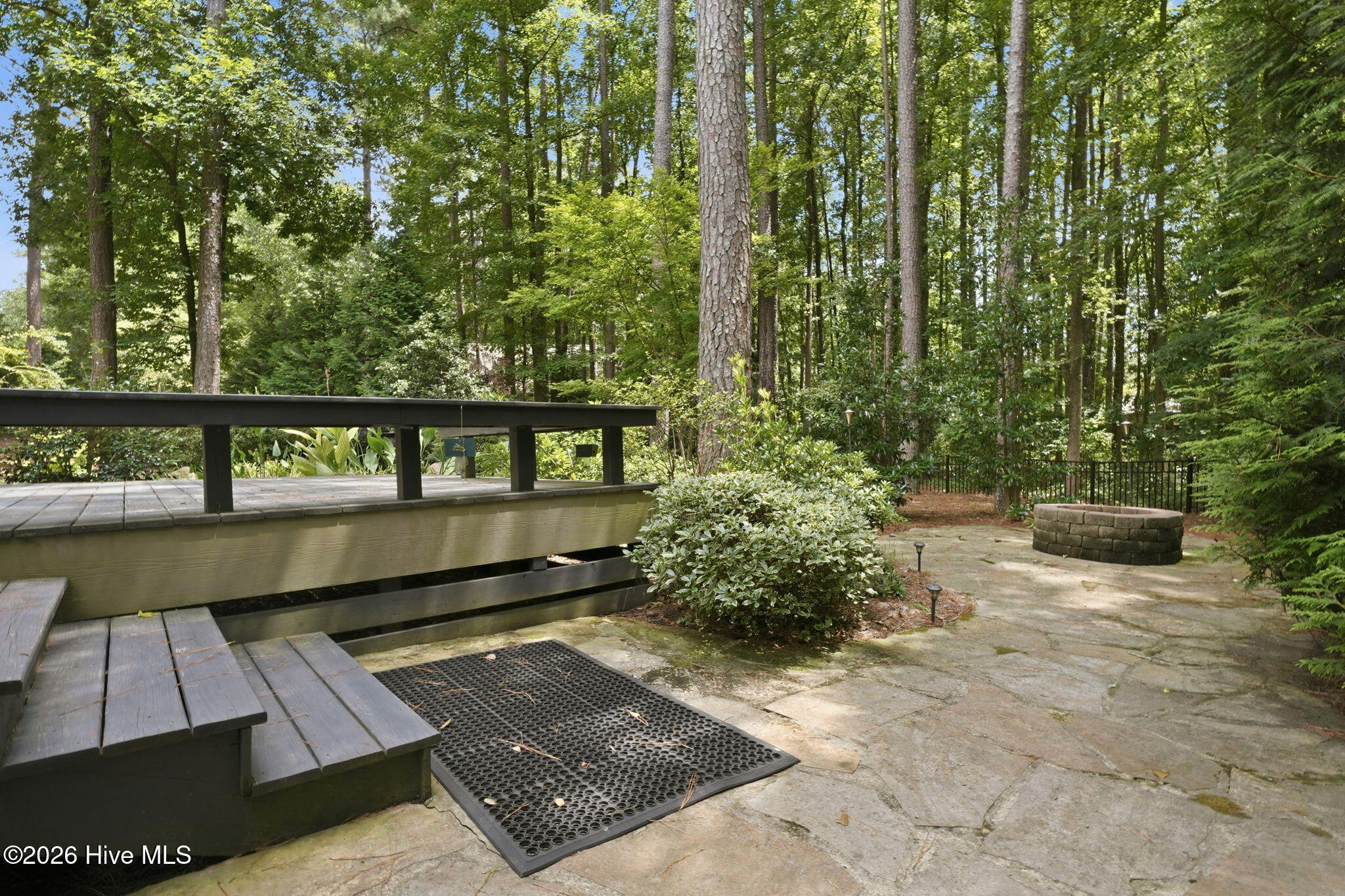 497 Clearfield Lane E Property Photo 47