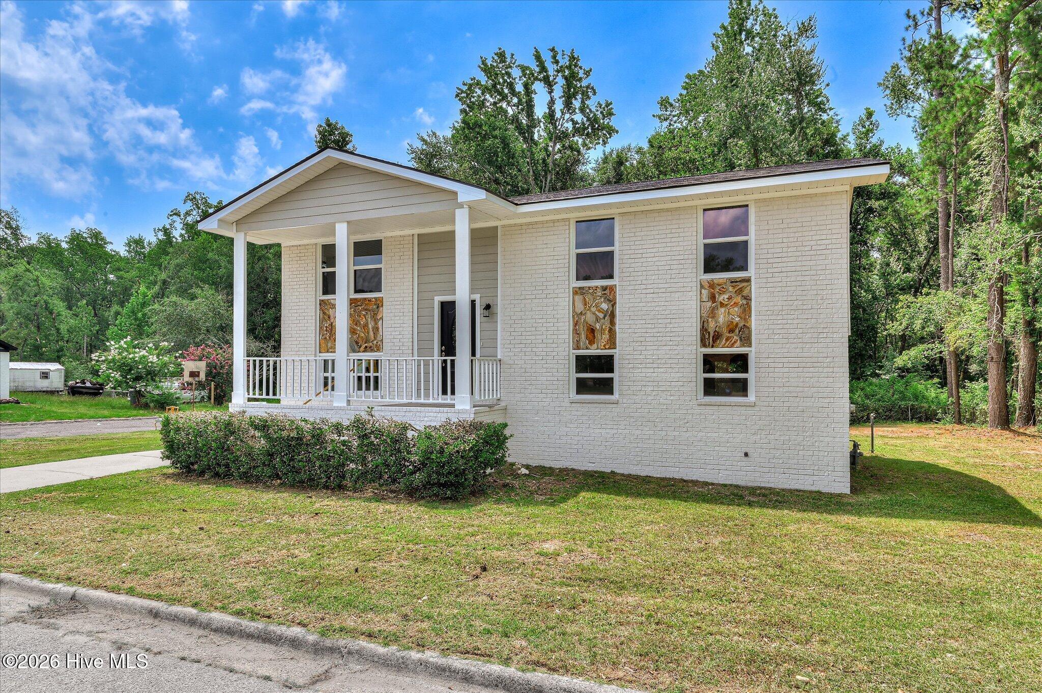2838 Conniston Drive Property Photo 3