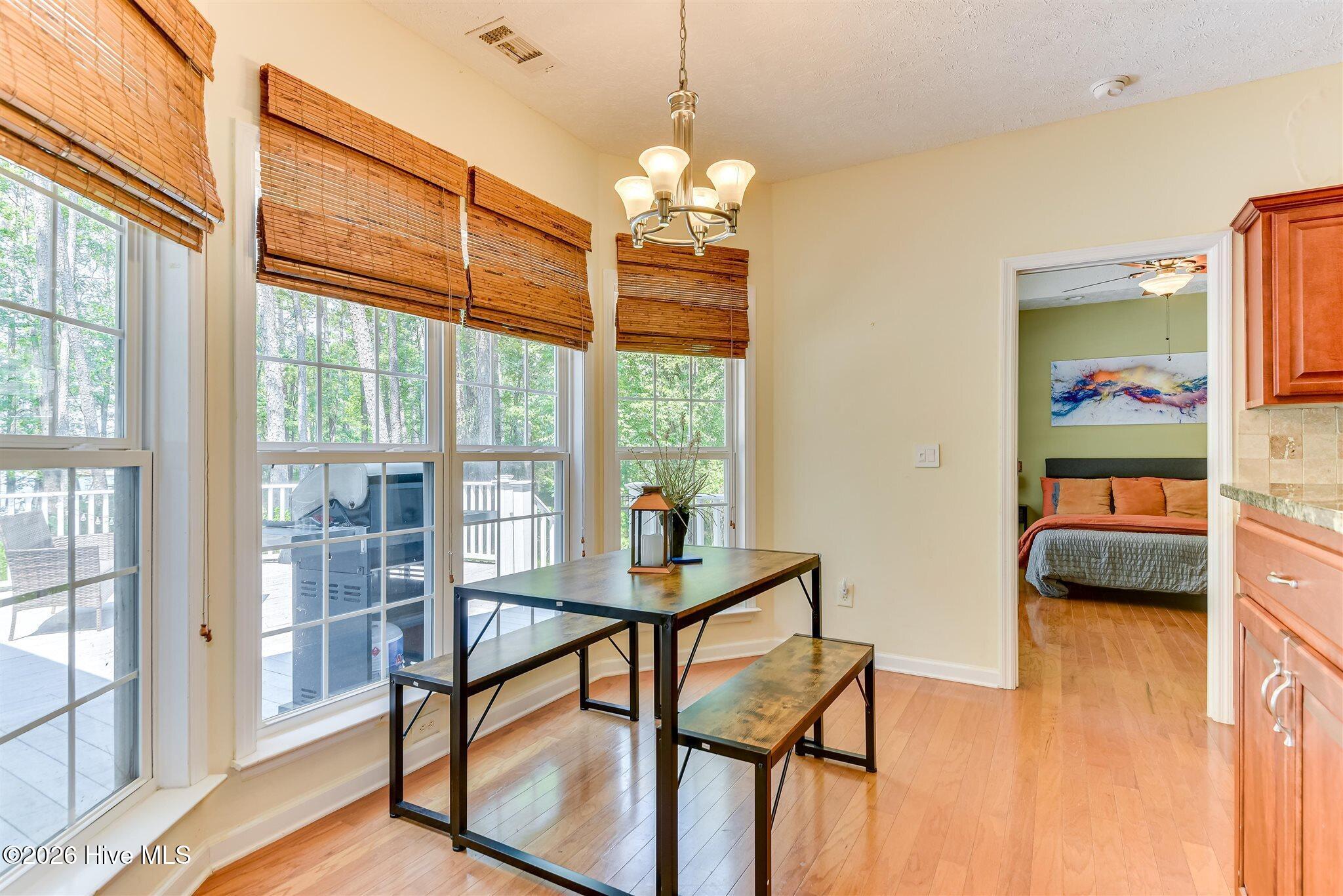 229 Windy Circle Property Photo 15