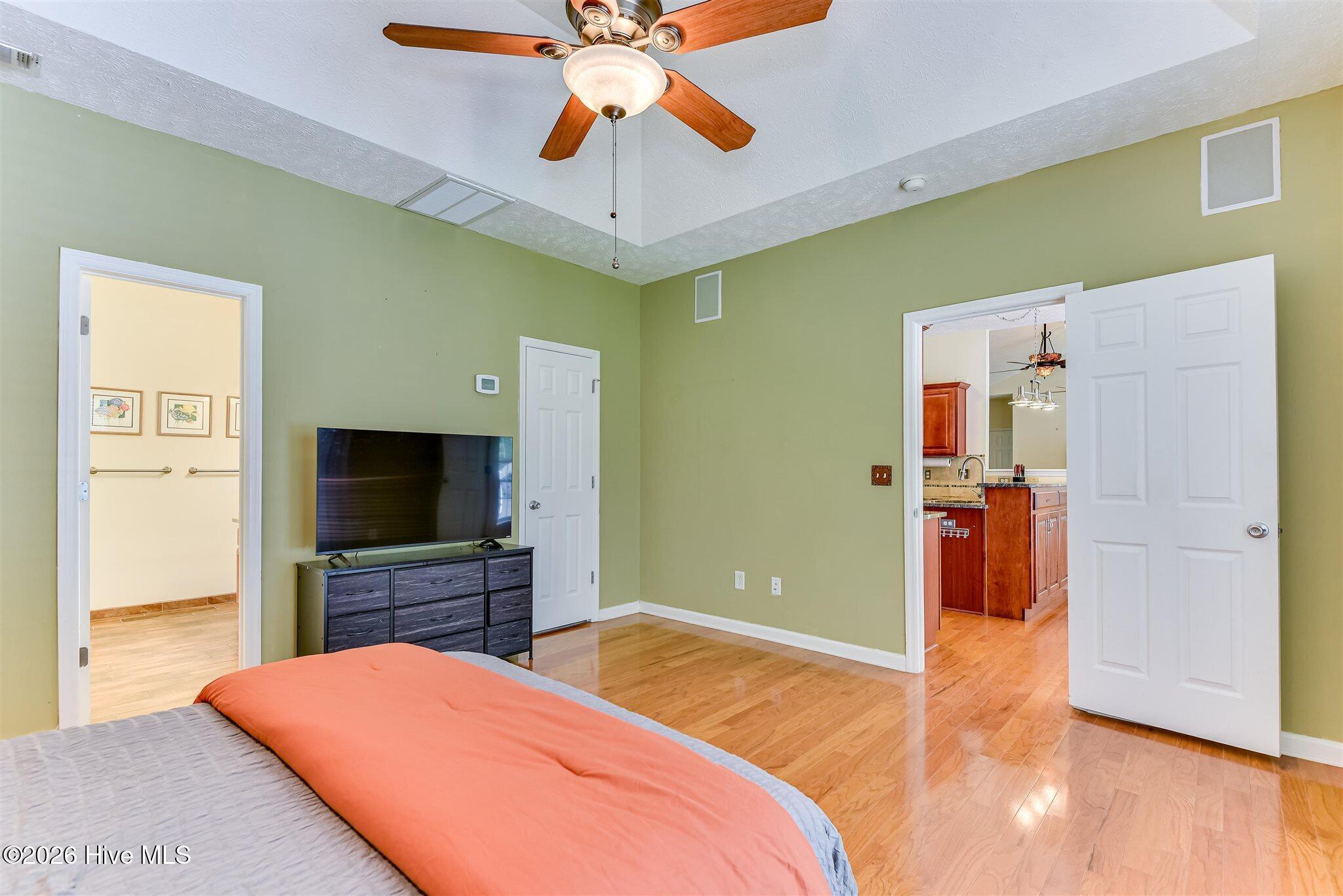 229 Windy Circle Property Photo 28