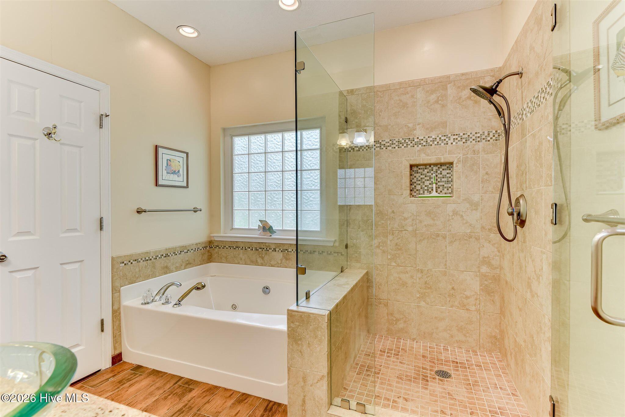 229 Windy Circle Property Photo 30