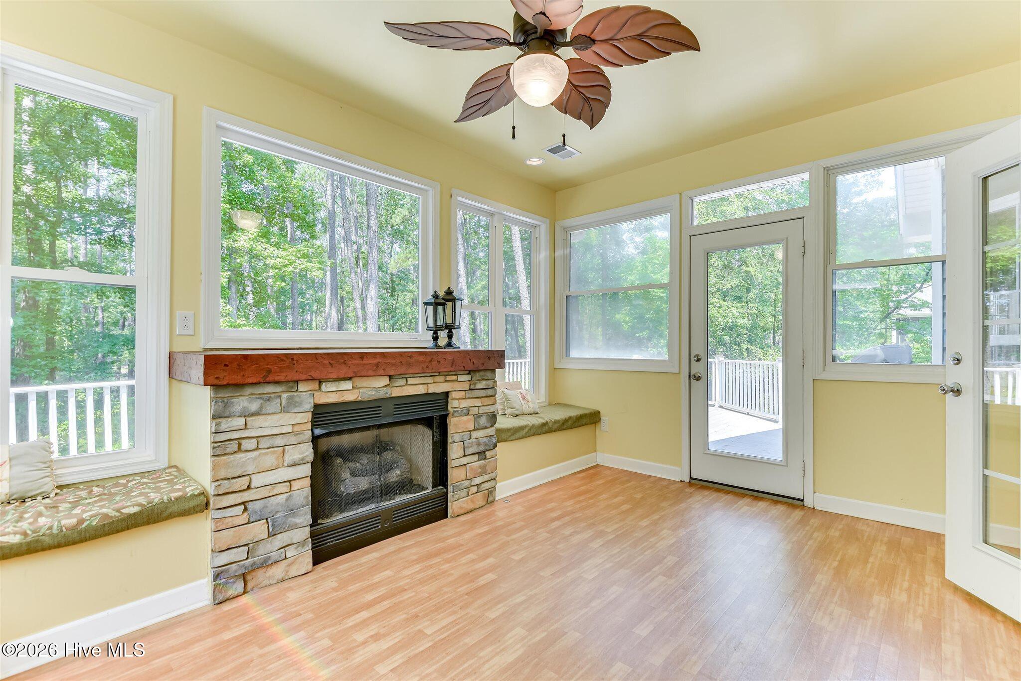 229 Windy Circle Property Photo 39