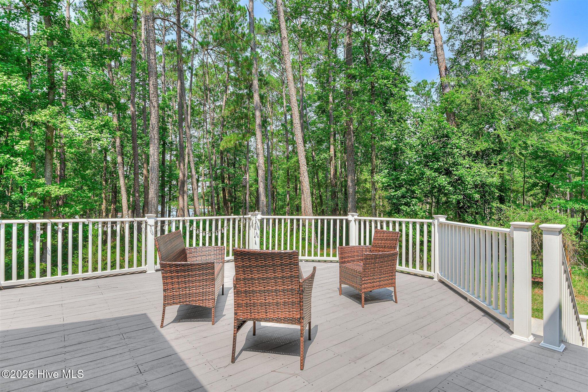 229 Windy Circle Property Photo 41