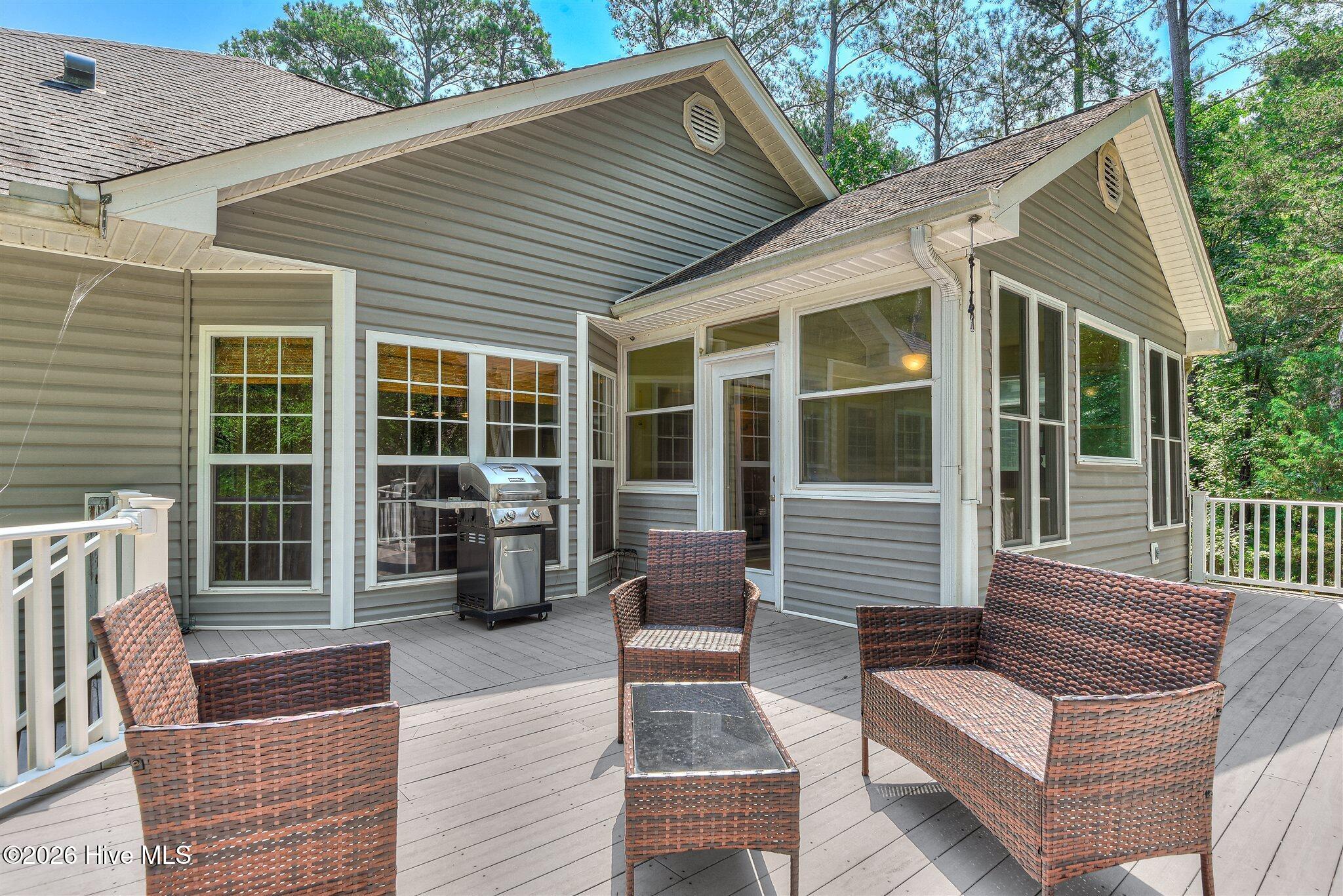 229 Windy Circle Property Photo 43