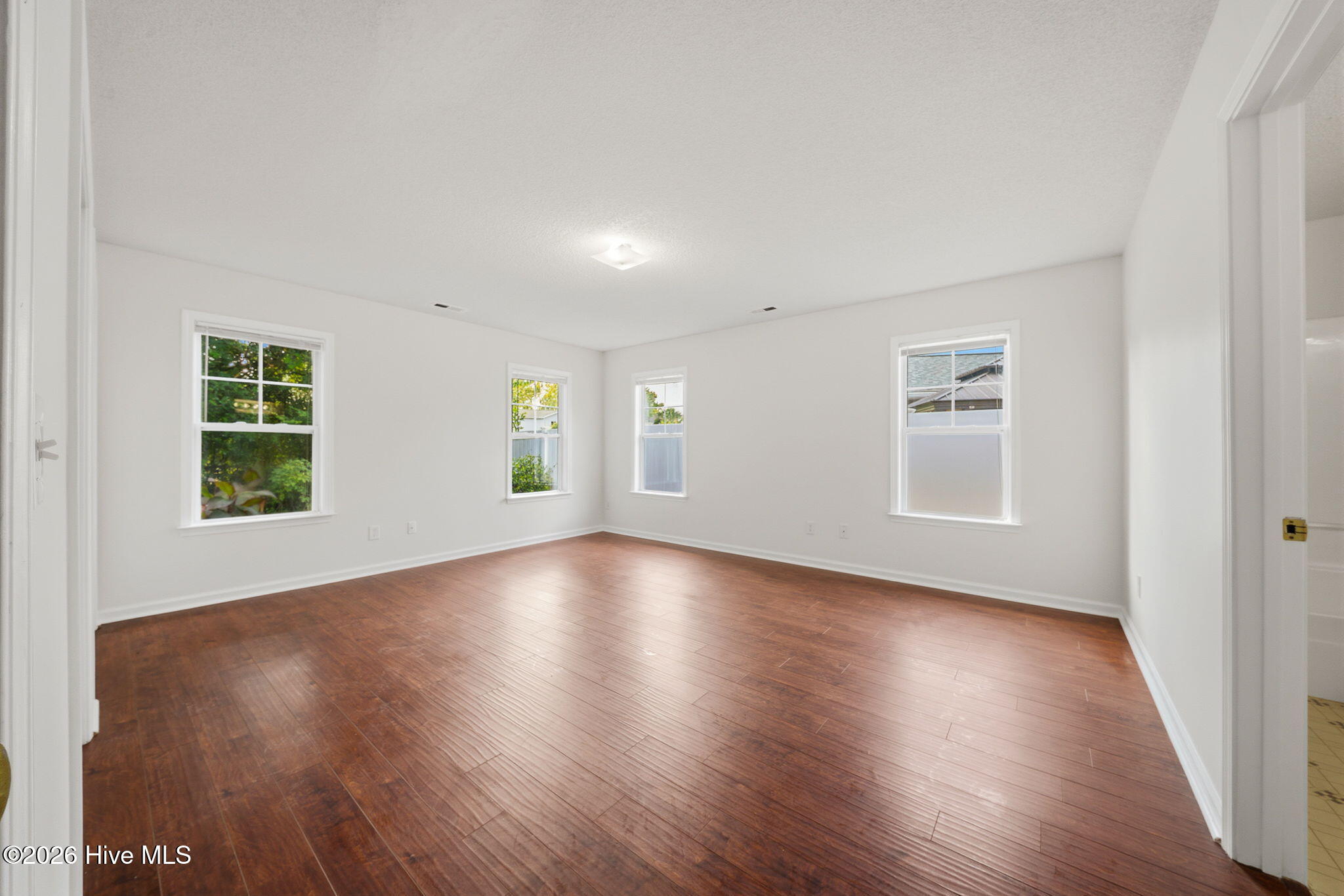 2350 Adams Street Property Photo 16