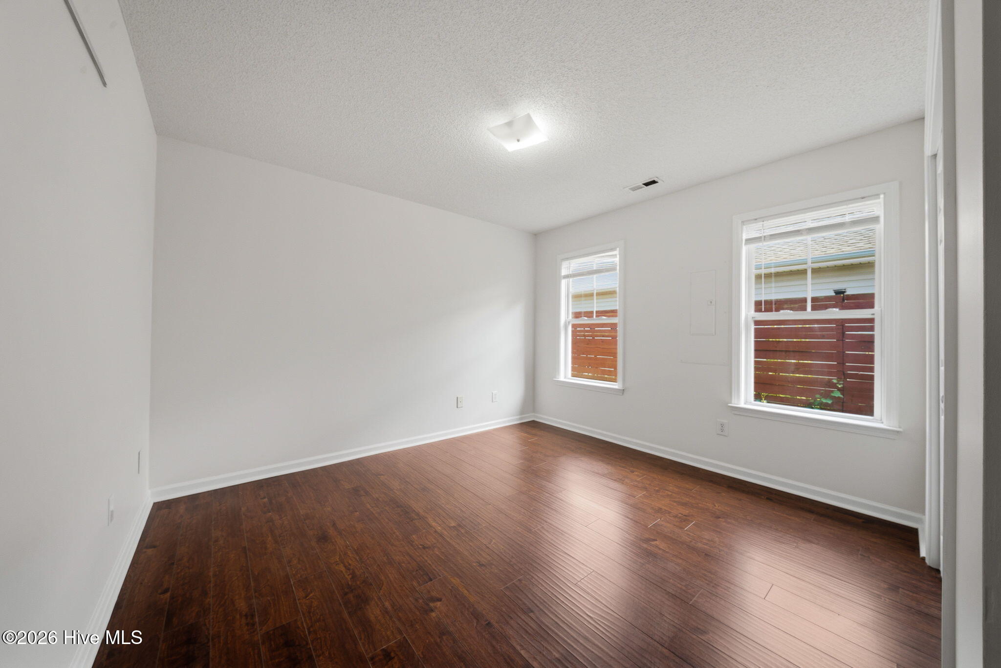 2350 Adams Street Property Photo 20