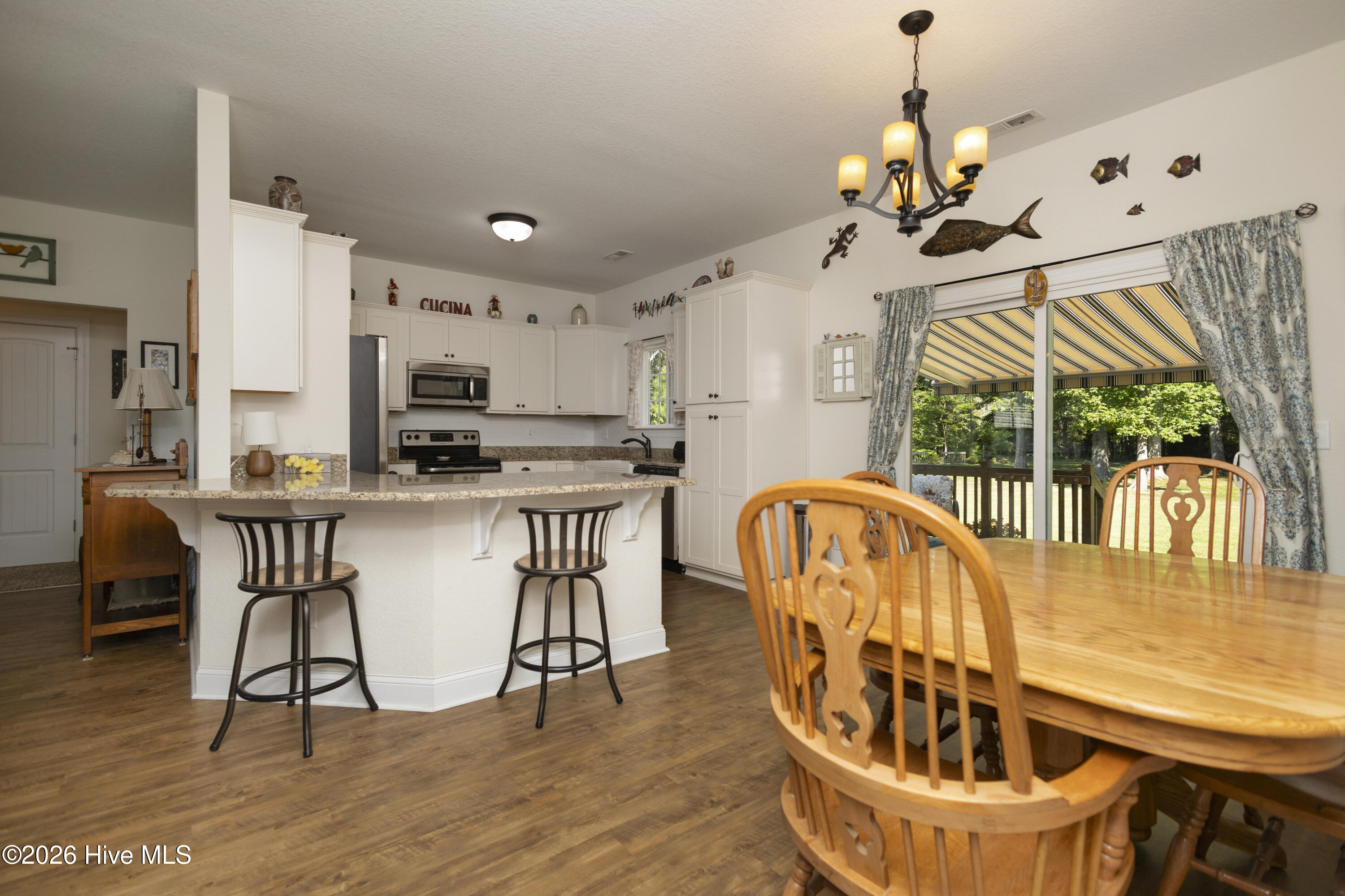 147 Travis Boulevard Property Photo 10