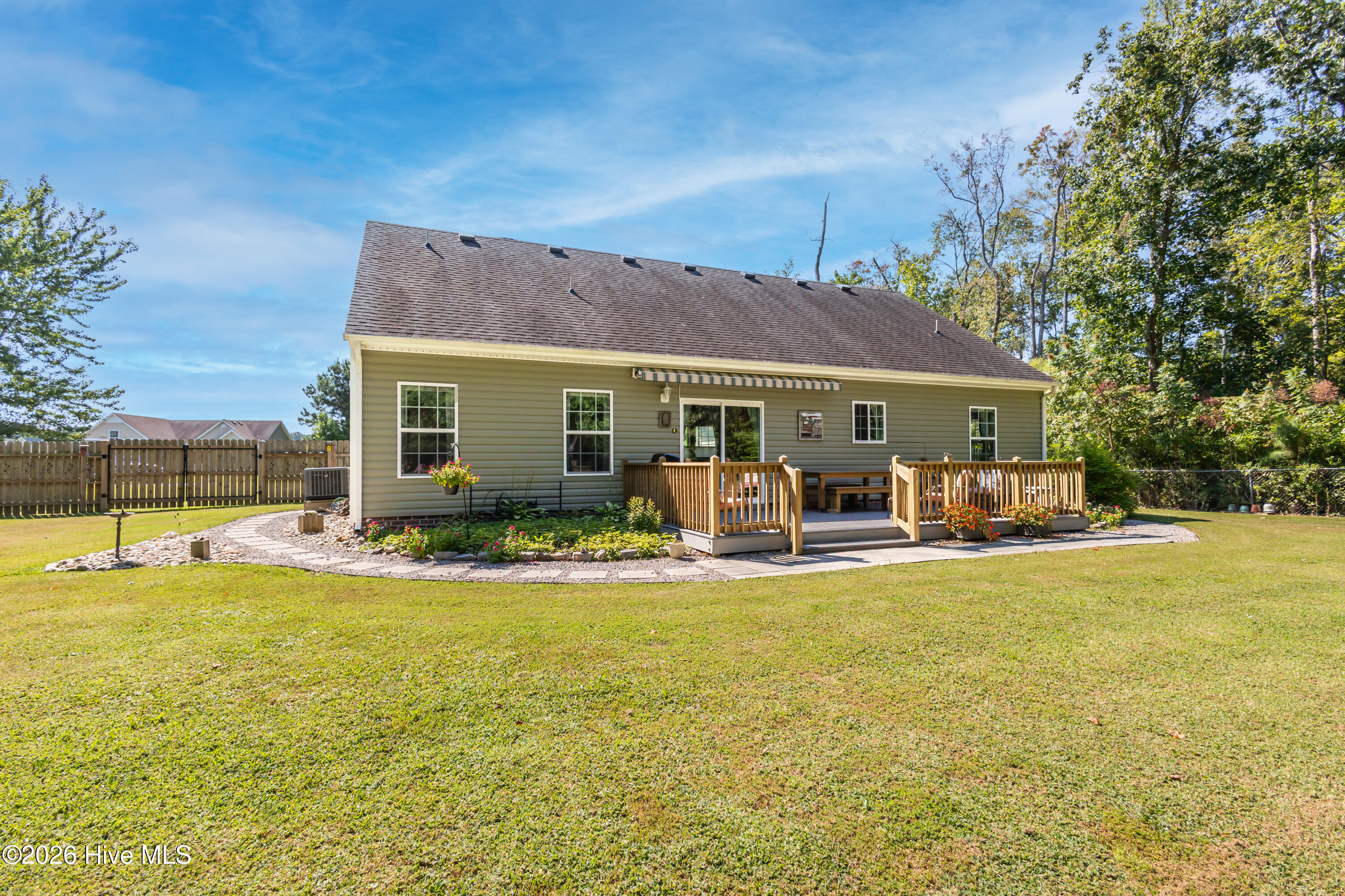 147 Travis Boulevard Property Photo 34
