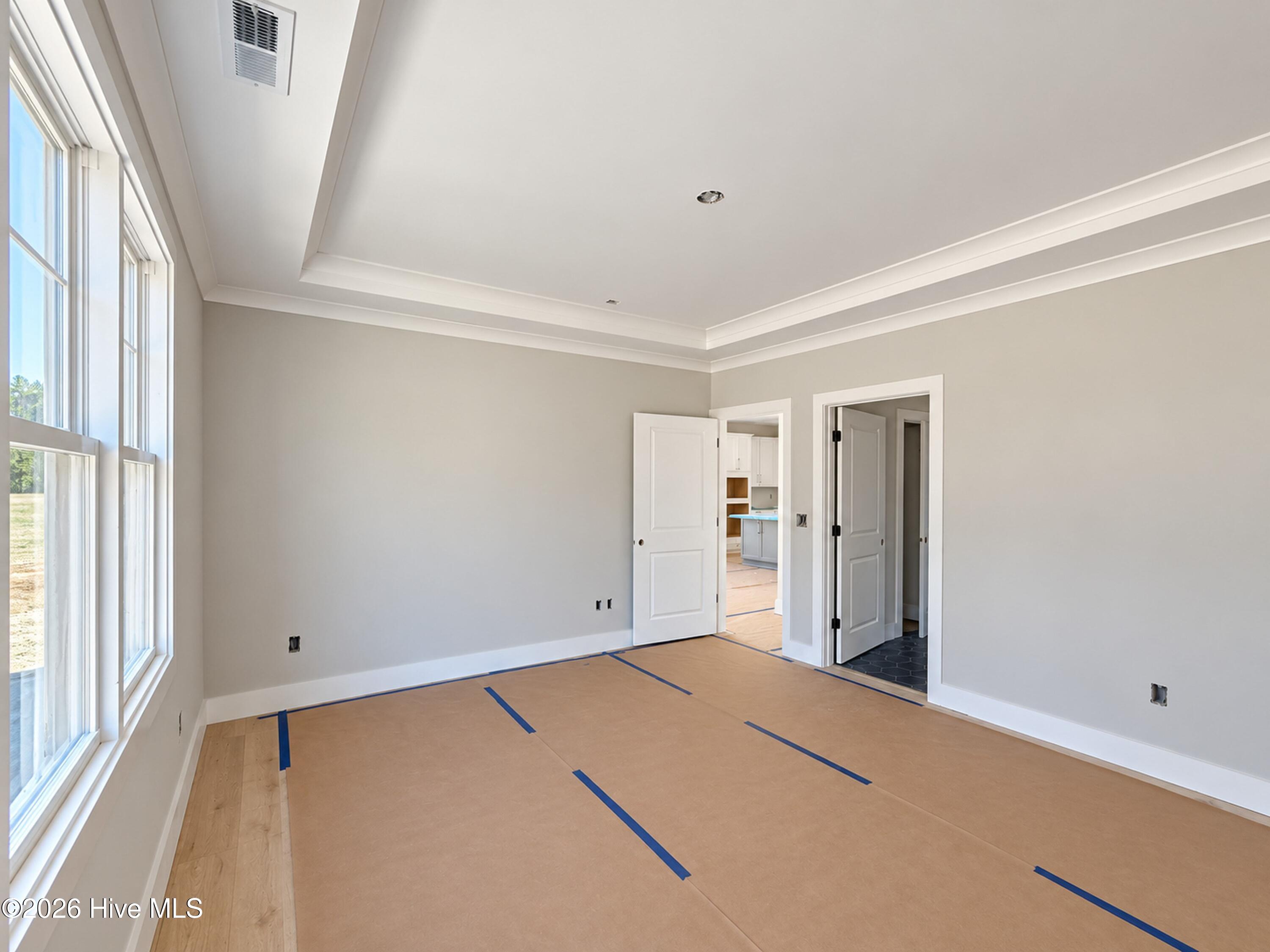 90 Laramie Lane Property Photo 8