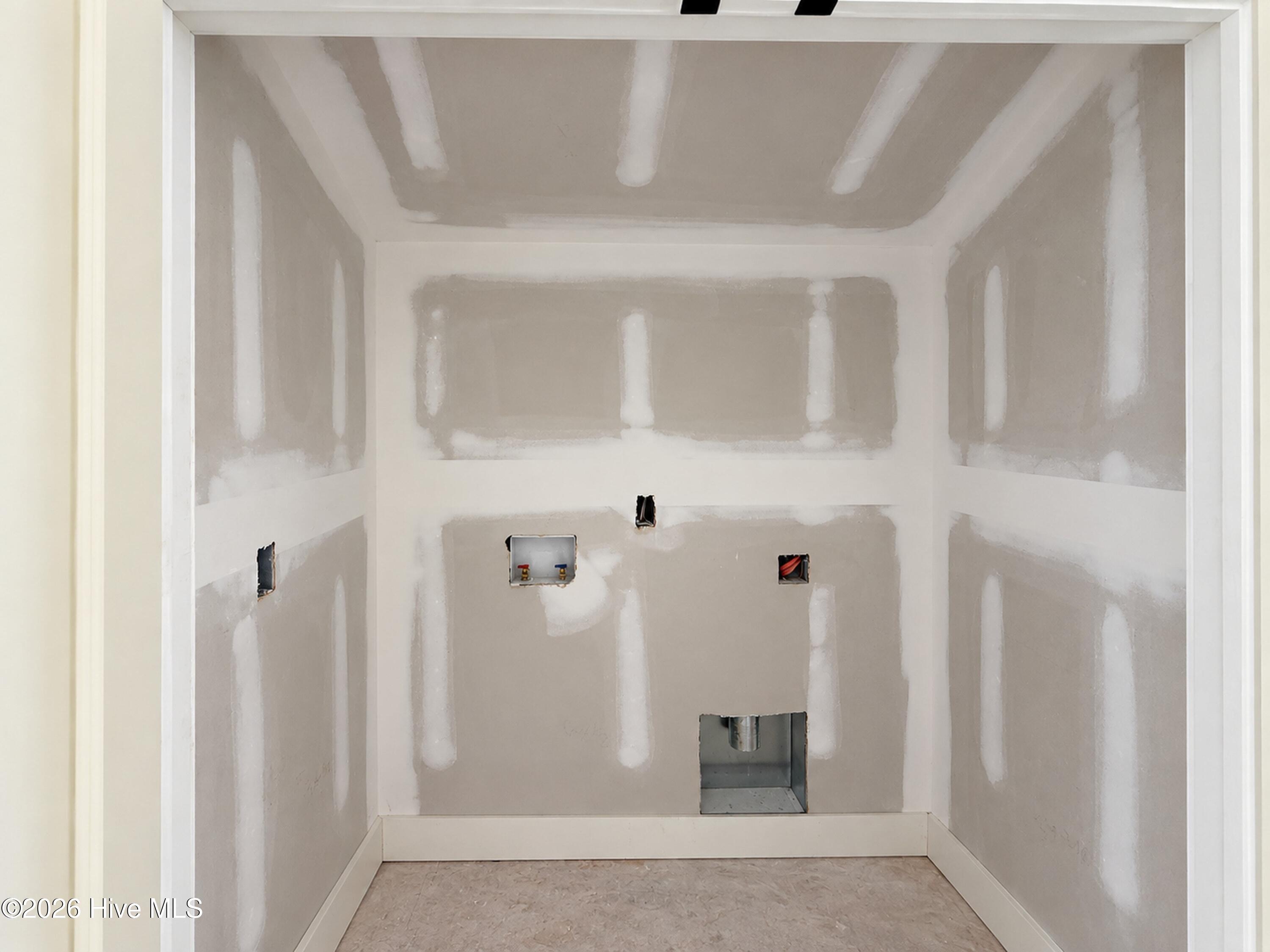 90 Laramie Lane Property Photo 13