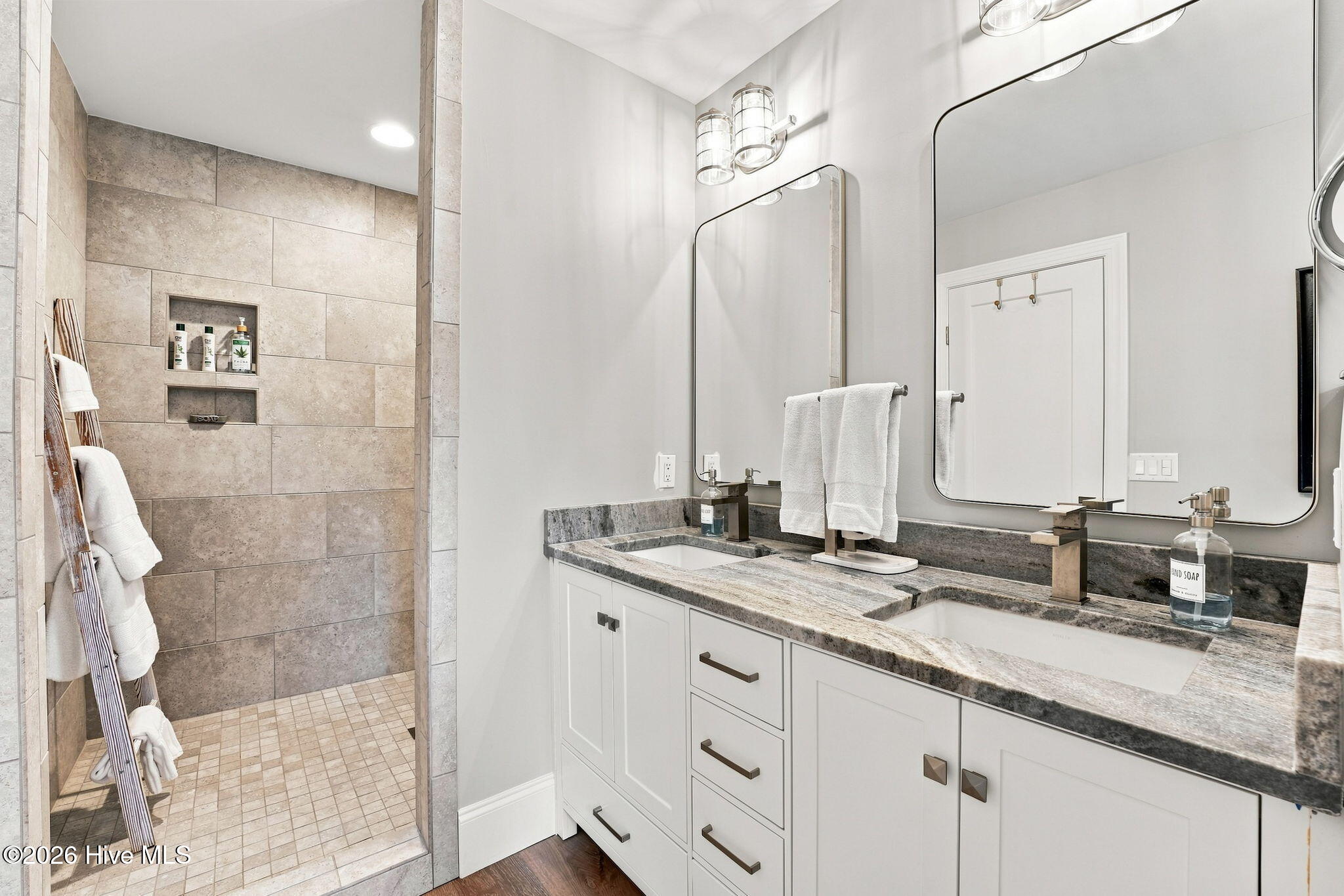 660 Lake Forest Drive Se Property Photo 37