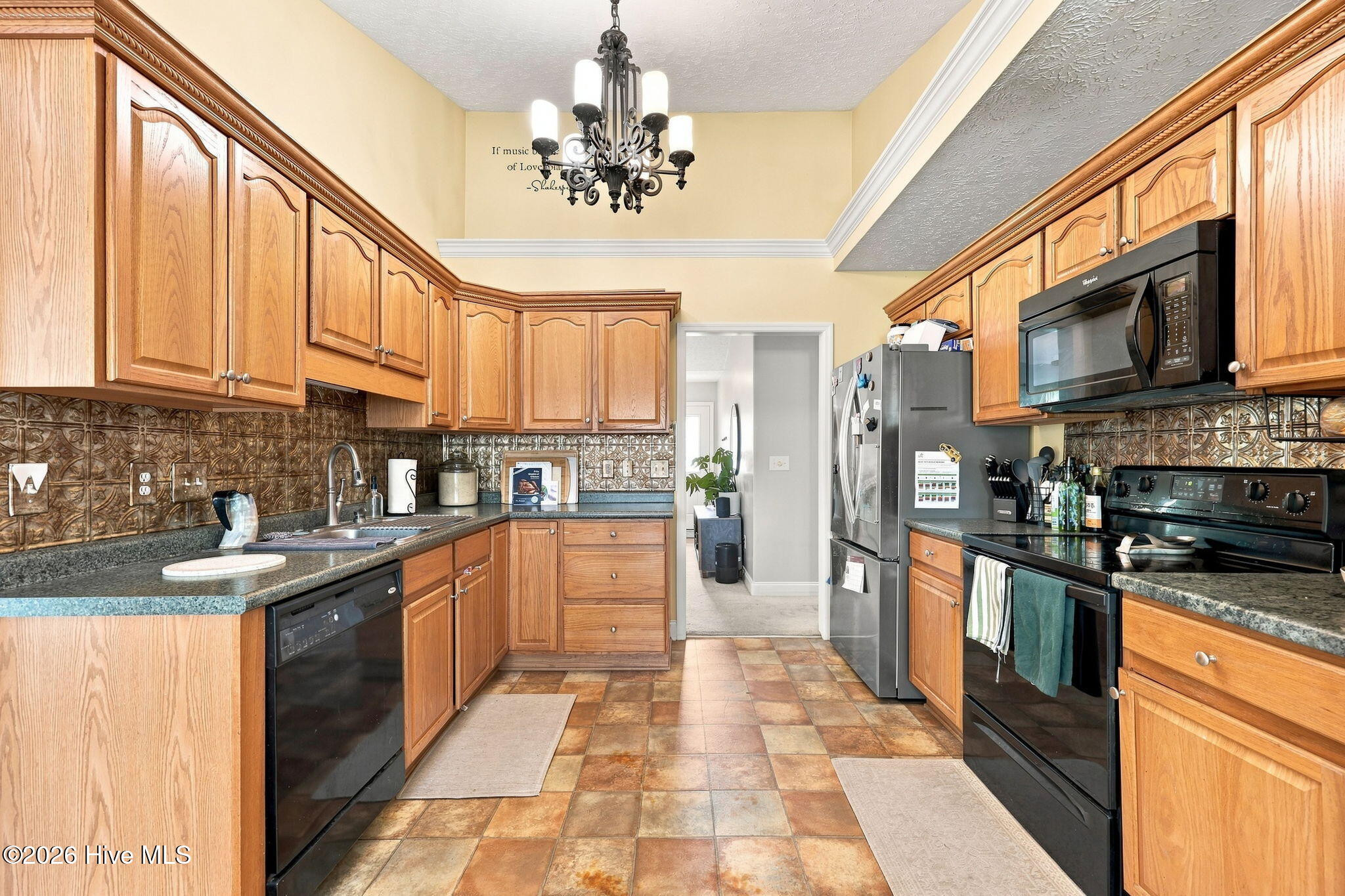 111 Sand Run Road Property Photo 14