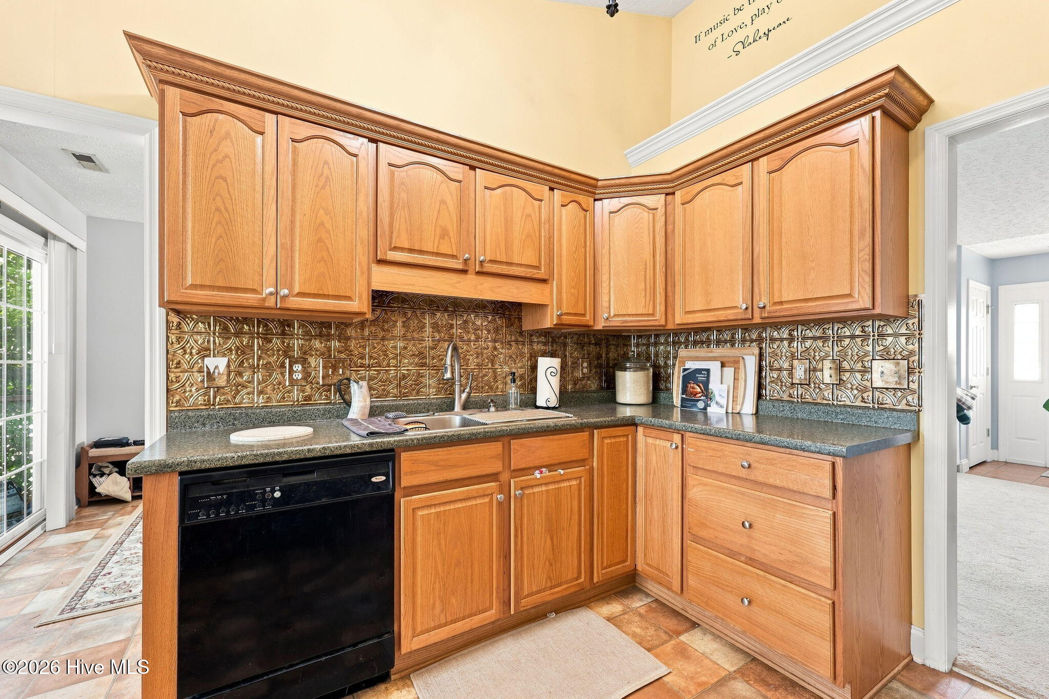 111 Sand Run Road Property Photo 15