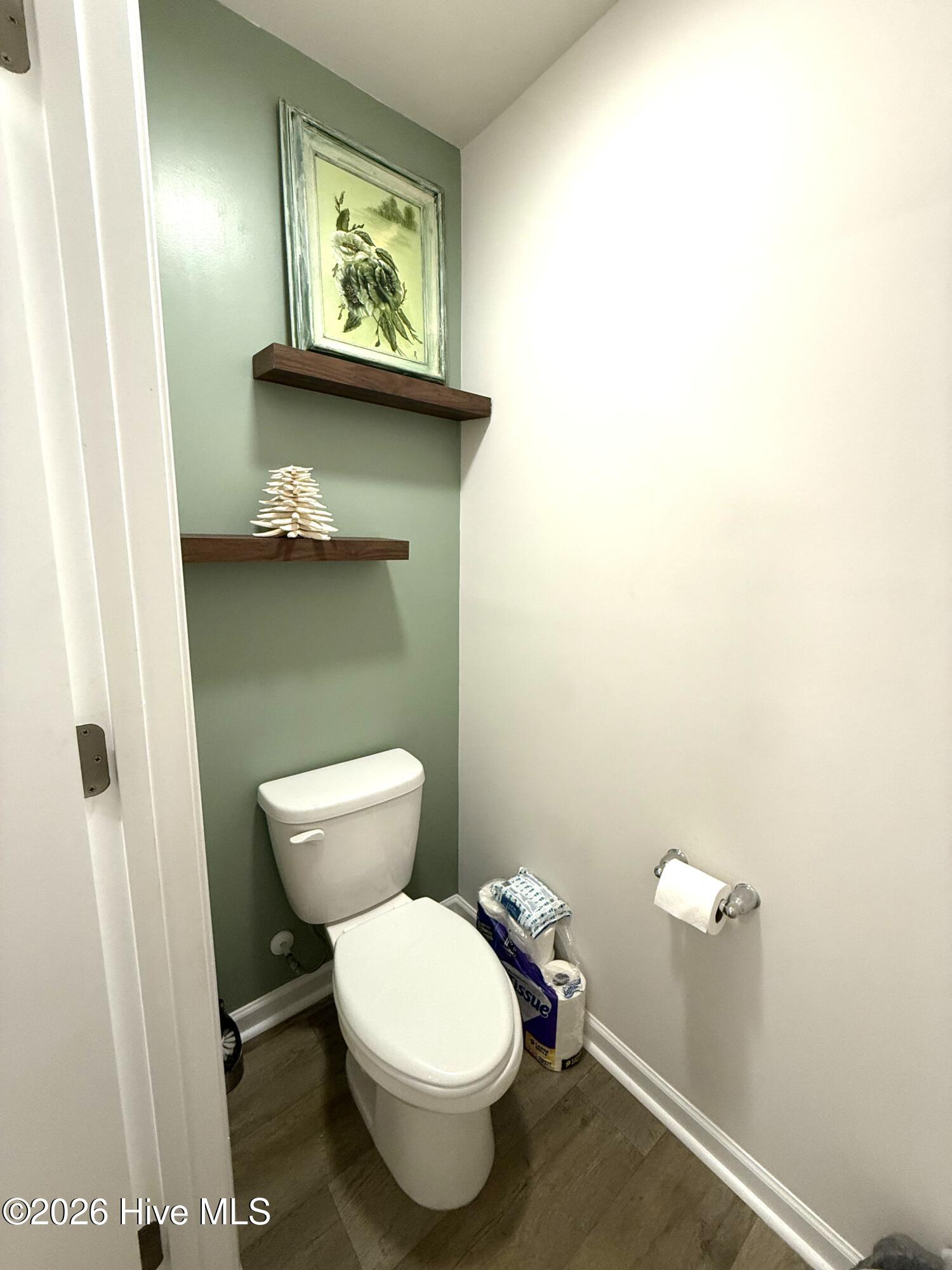917 Riverstone Drive Property Photo 19
