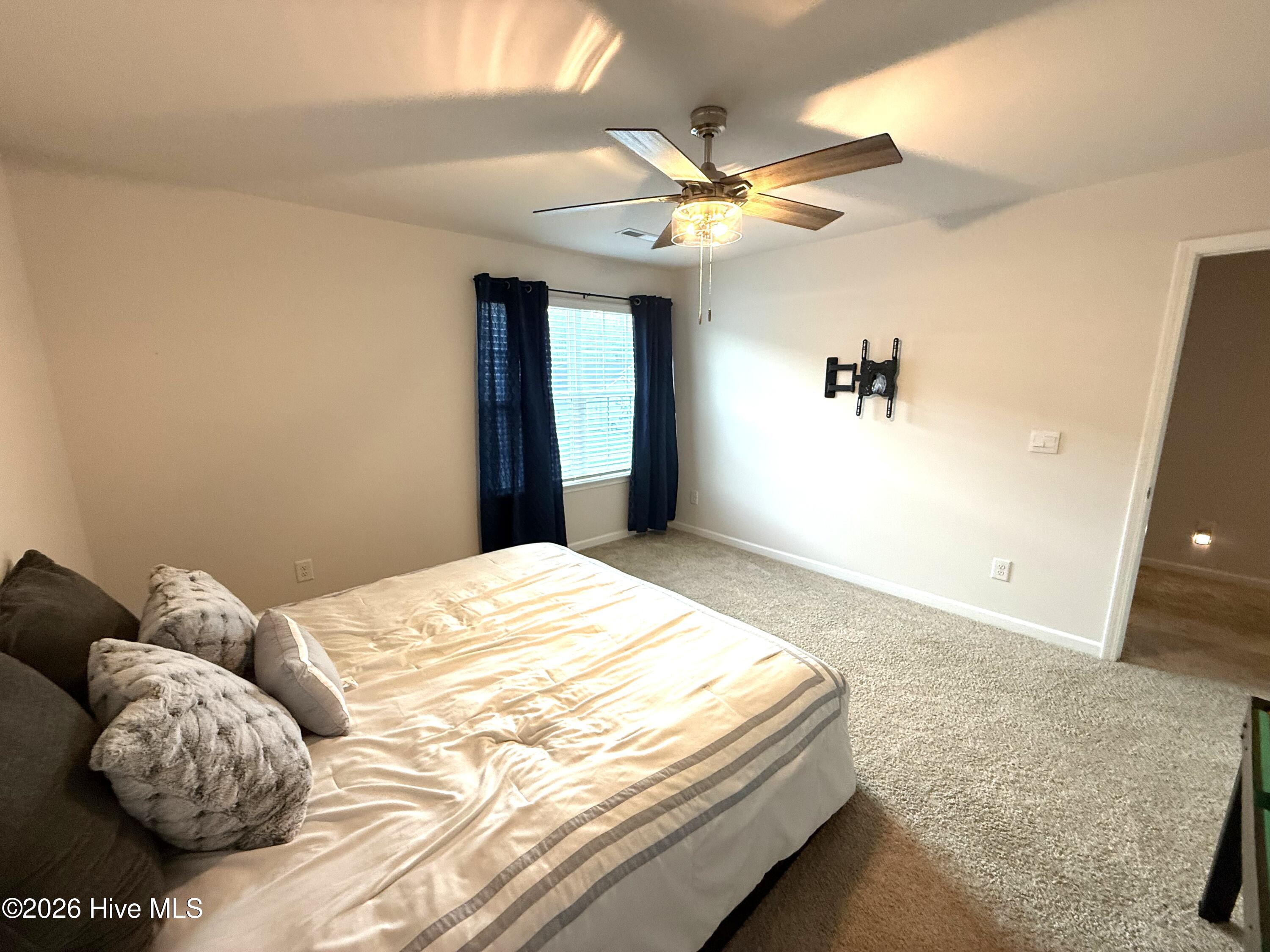 917 Riverstone Drive Property Photo 24