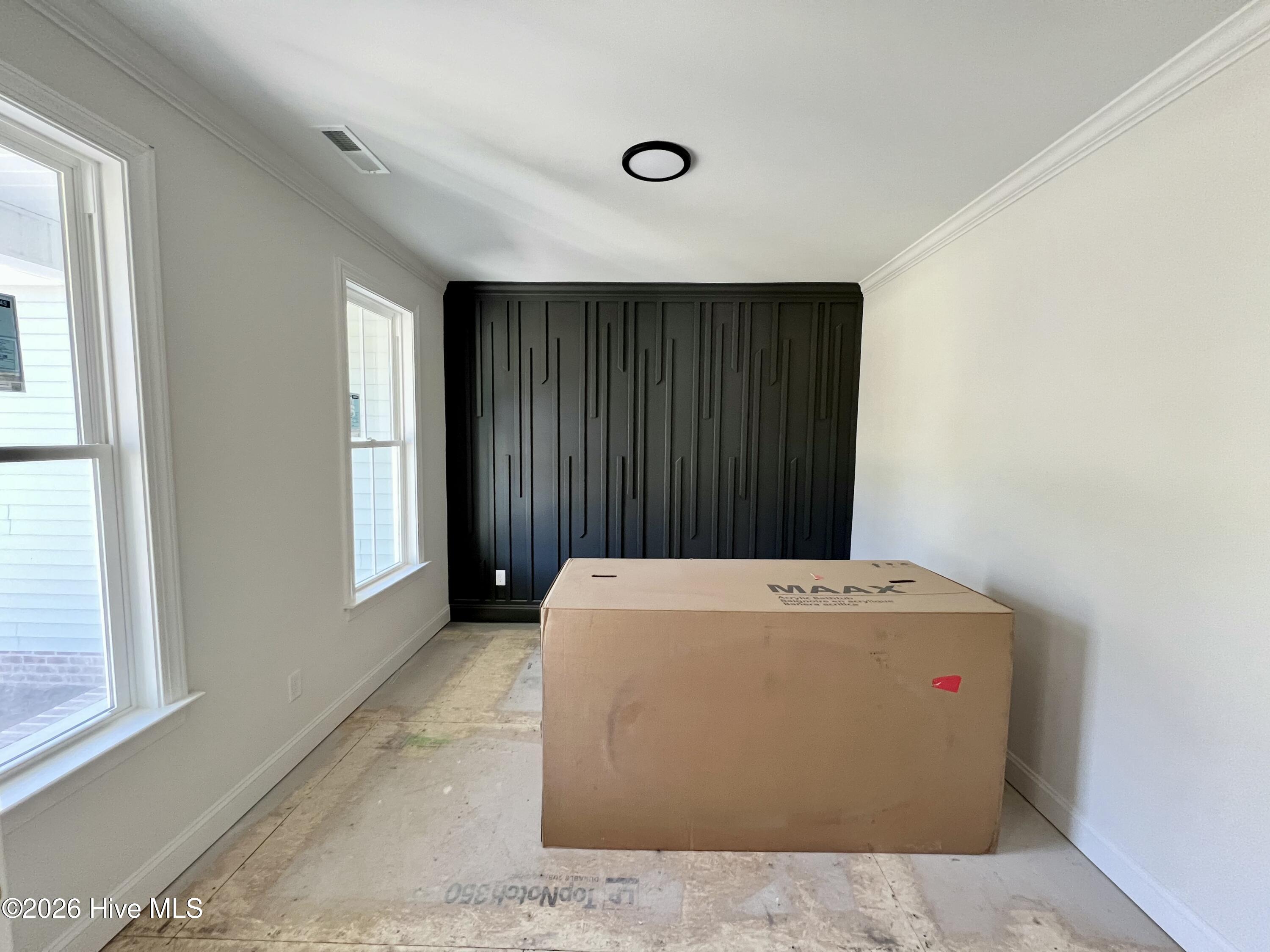 176 Hillstead Way Property Photo 4