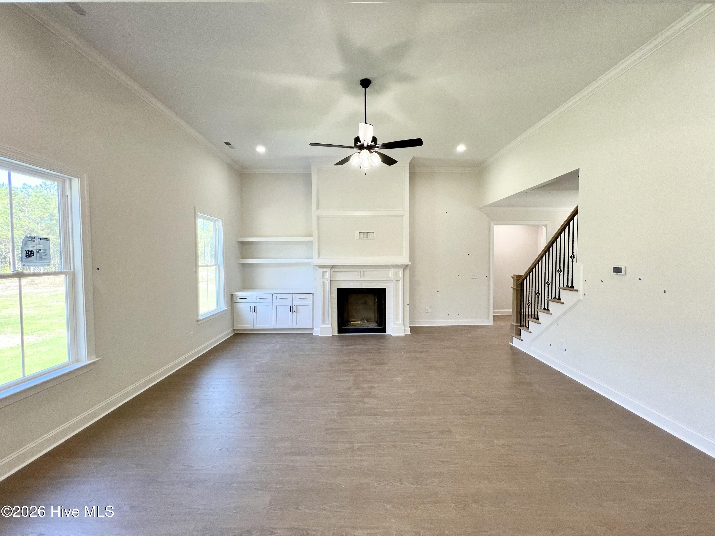 176 Hillstead Way Property Photo 6