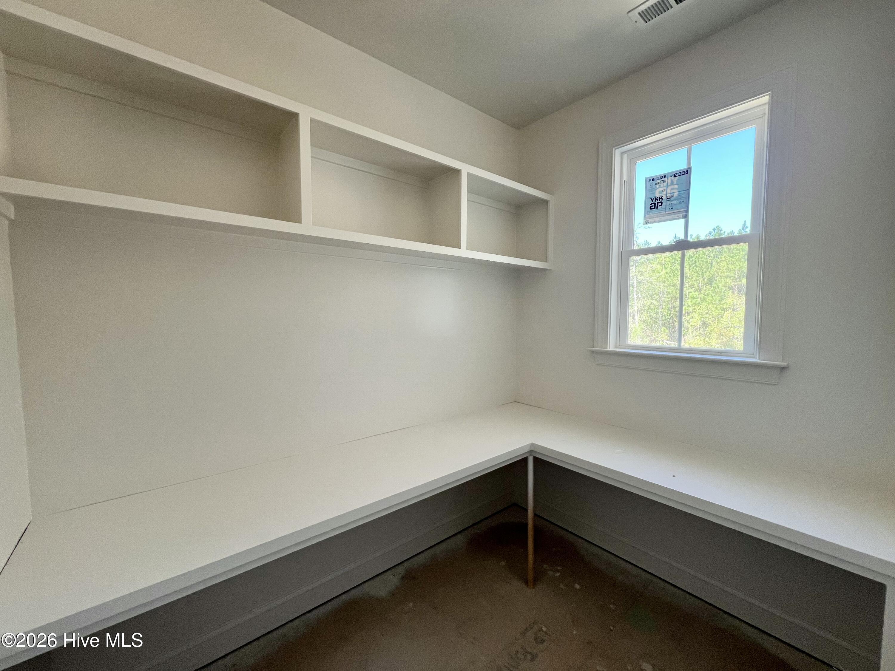 176 Hillstead Way Property Photo 10