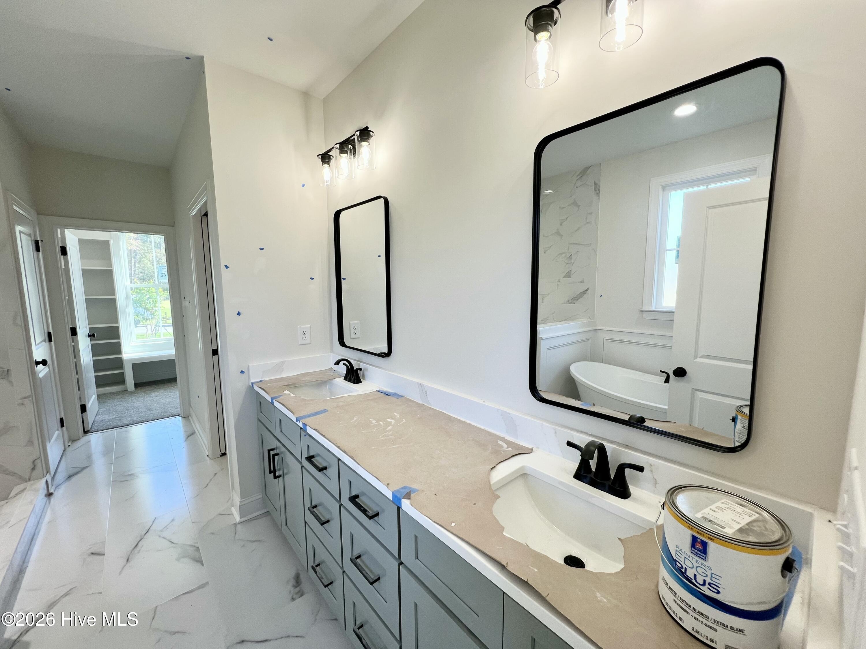 176 Hillstead Way Property Photo 16