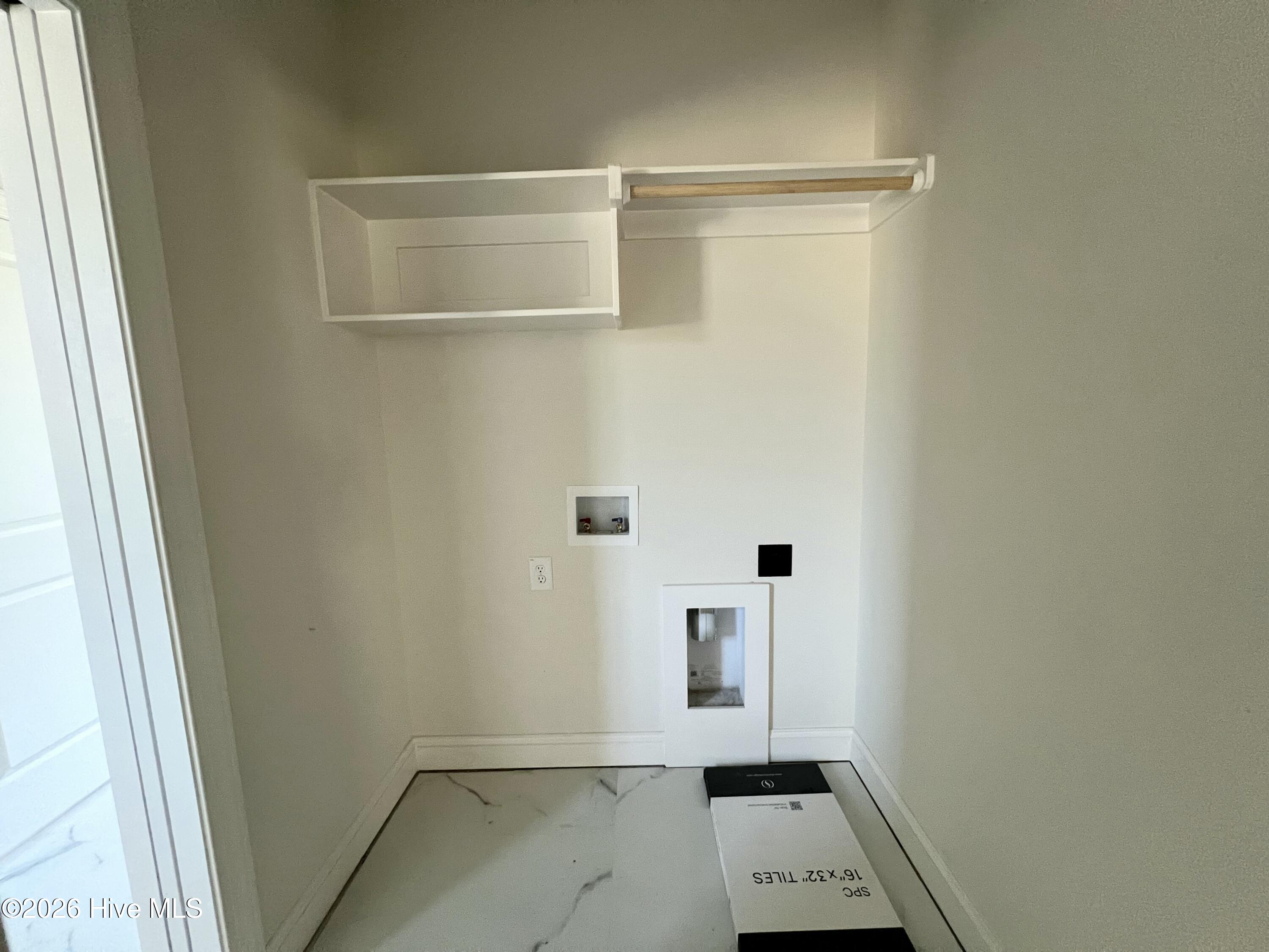 176 Hillstead Way Property Photo 35