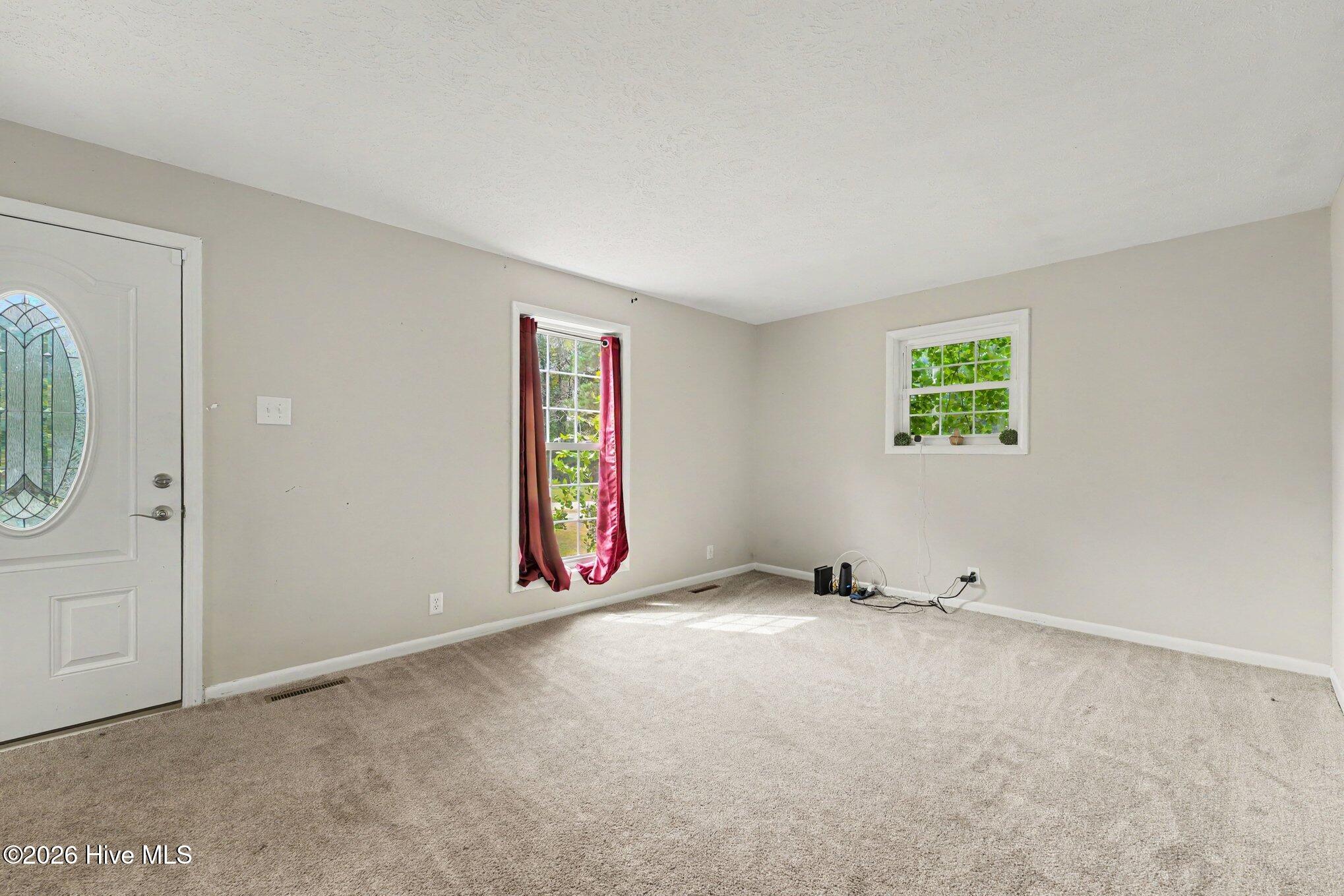 403 Woodhille Drive Property Photo 6