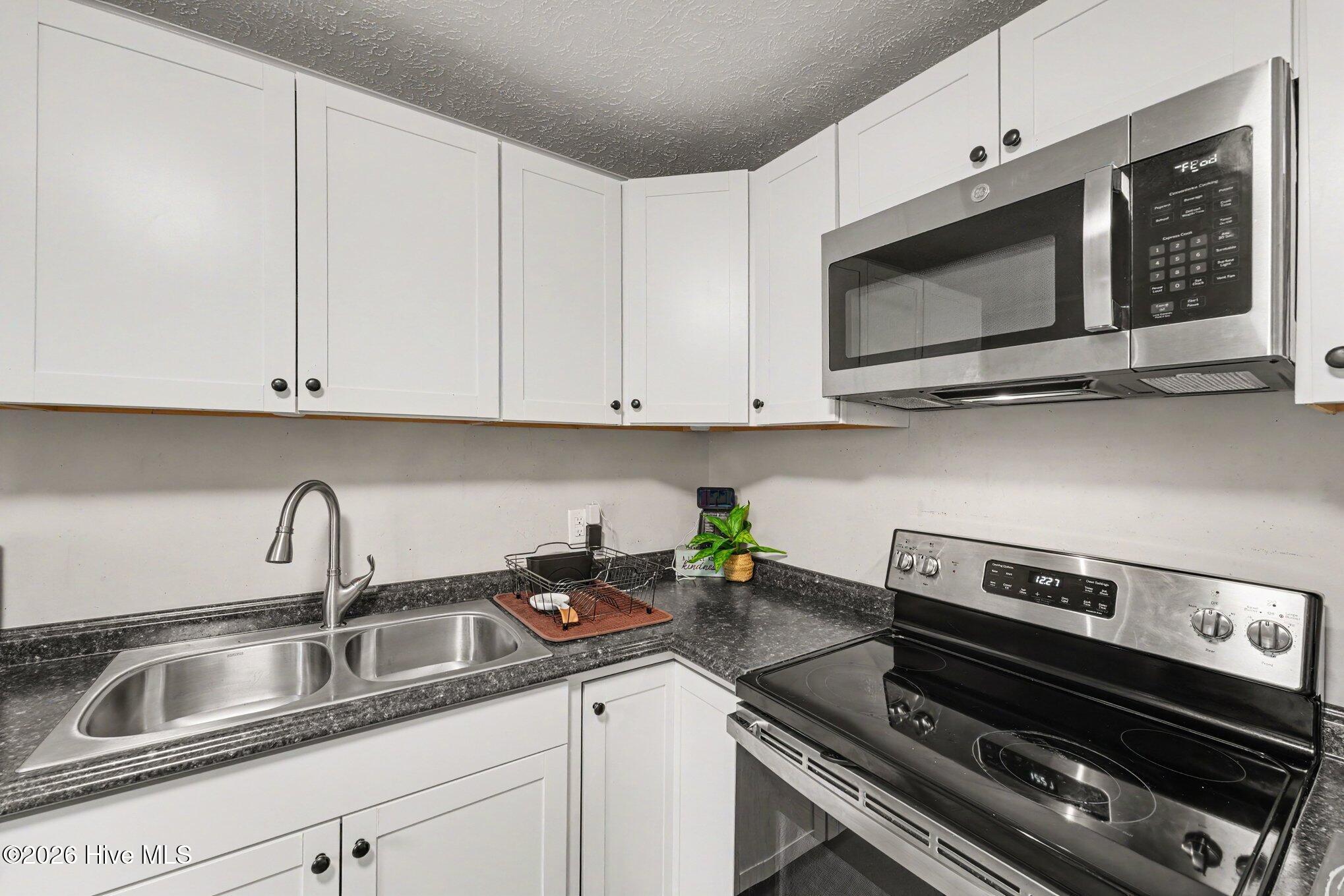 403 Woodhille Drive Property Photo 21