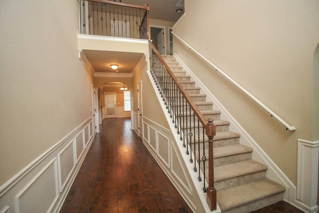 2733 Huntcliffe Drive Property Photo 15
