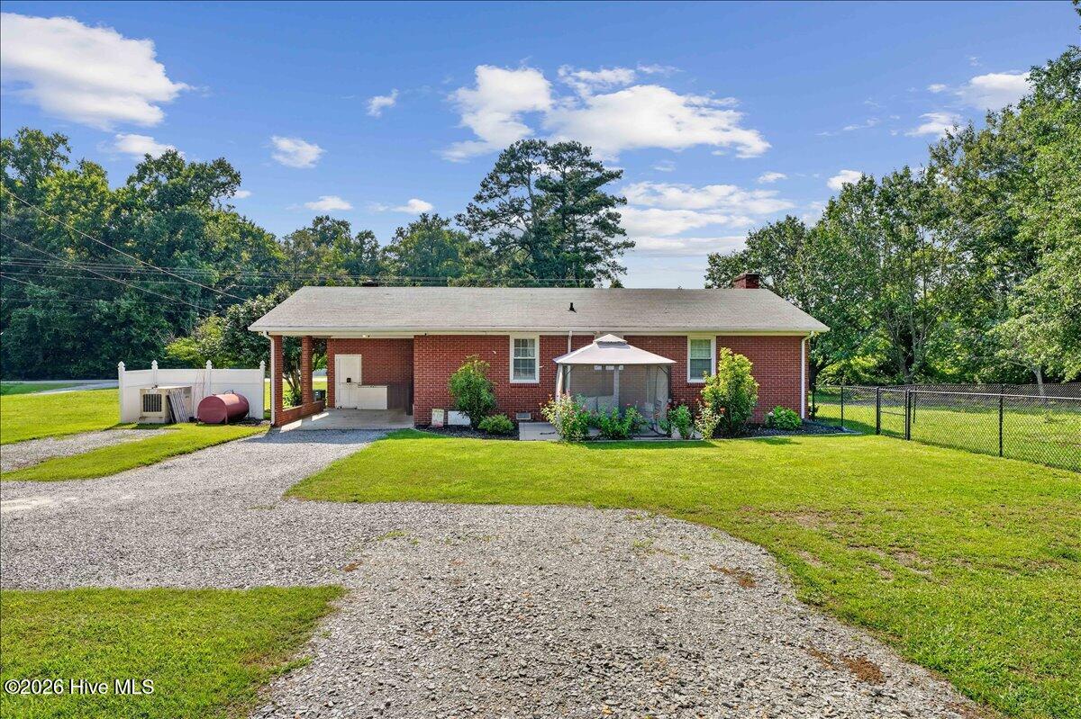 1555 Hull Road Property Photo 1