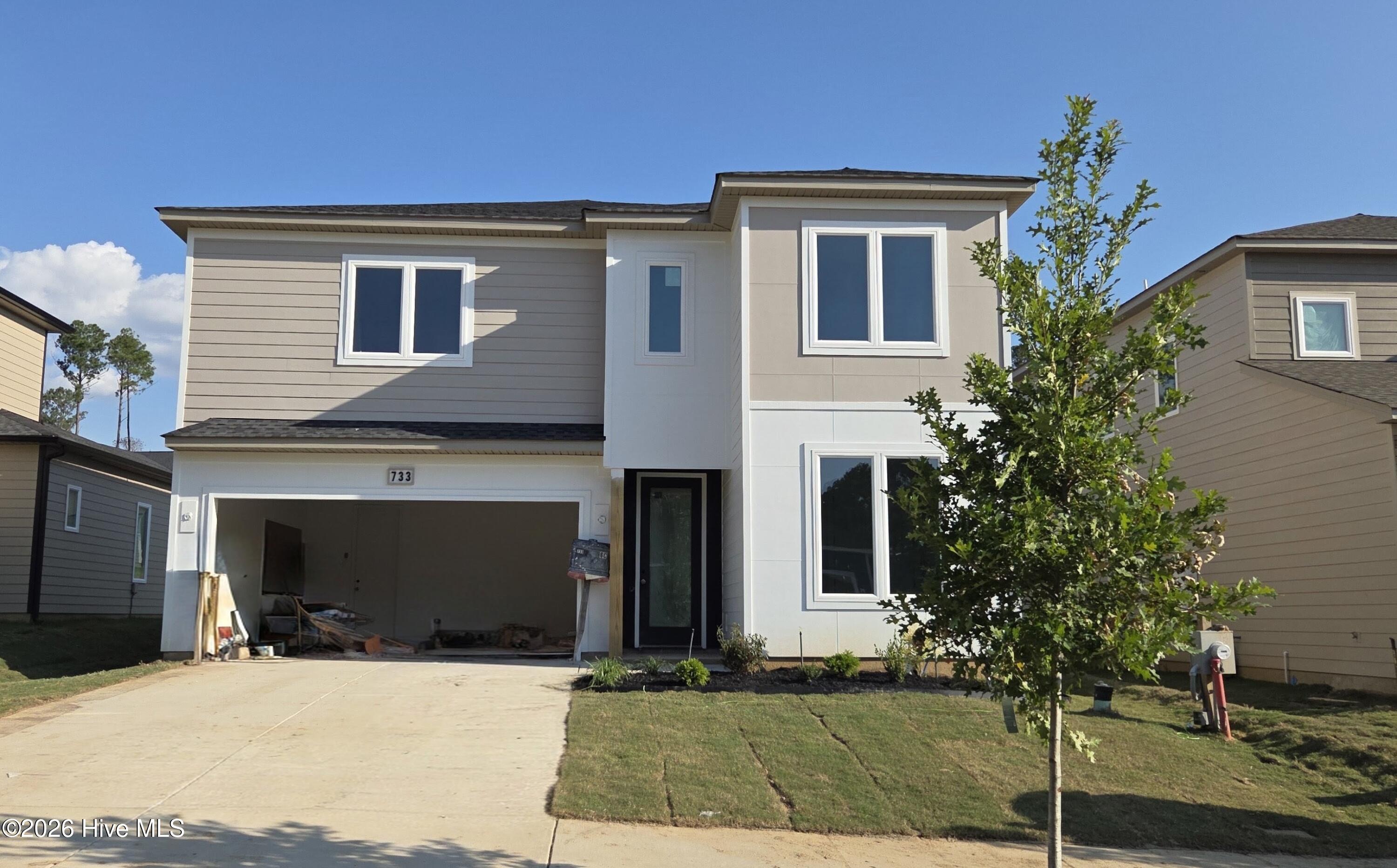 733 Ronaldsay Road Property Photo 1