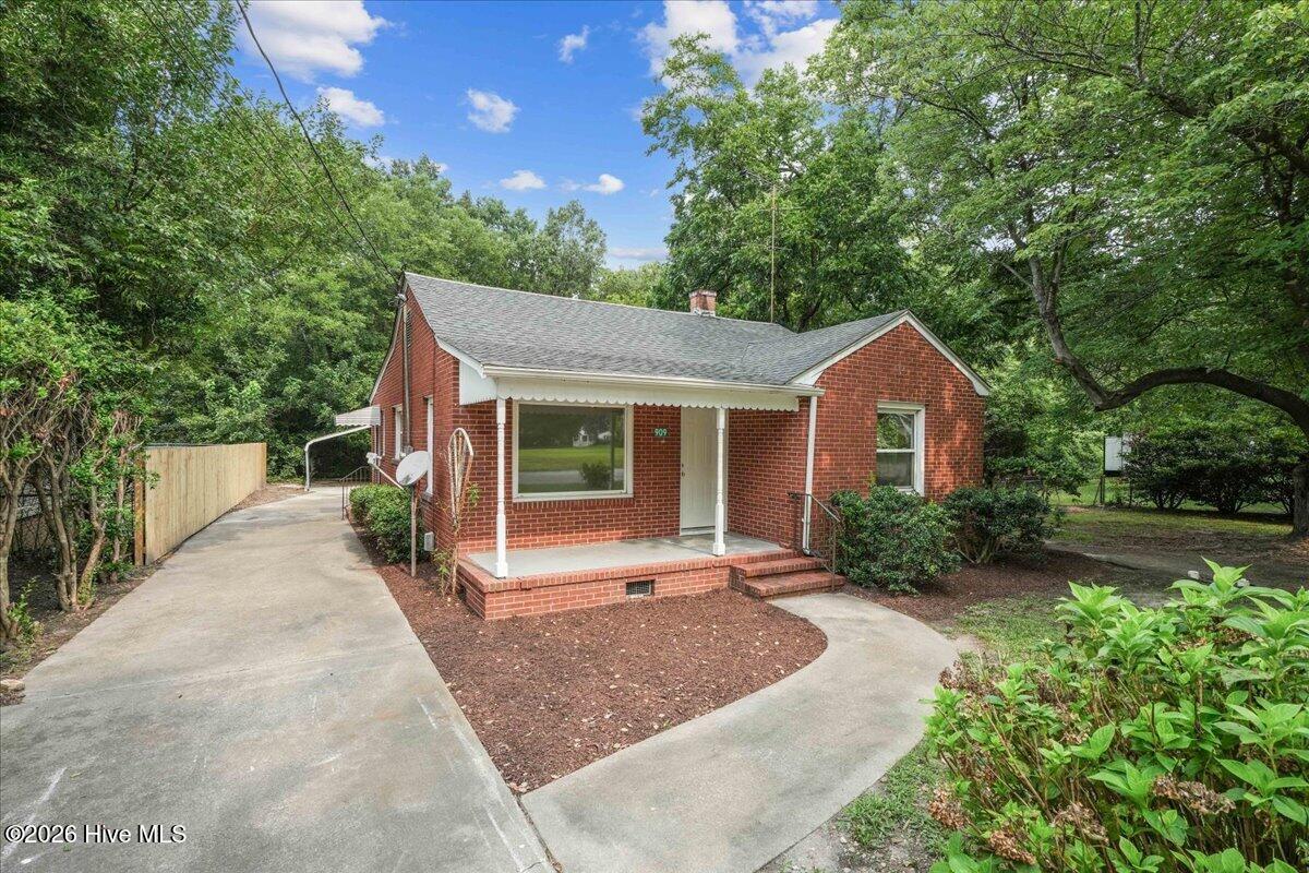 909 N Carolina Street Property Photo 4