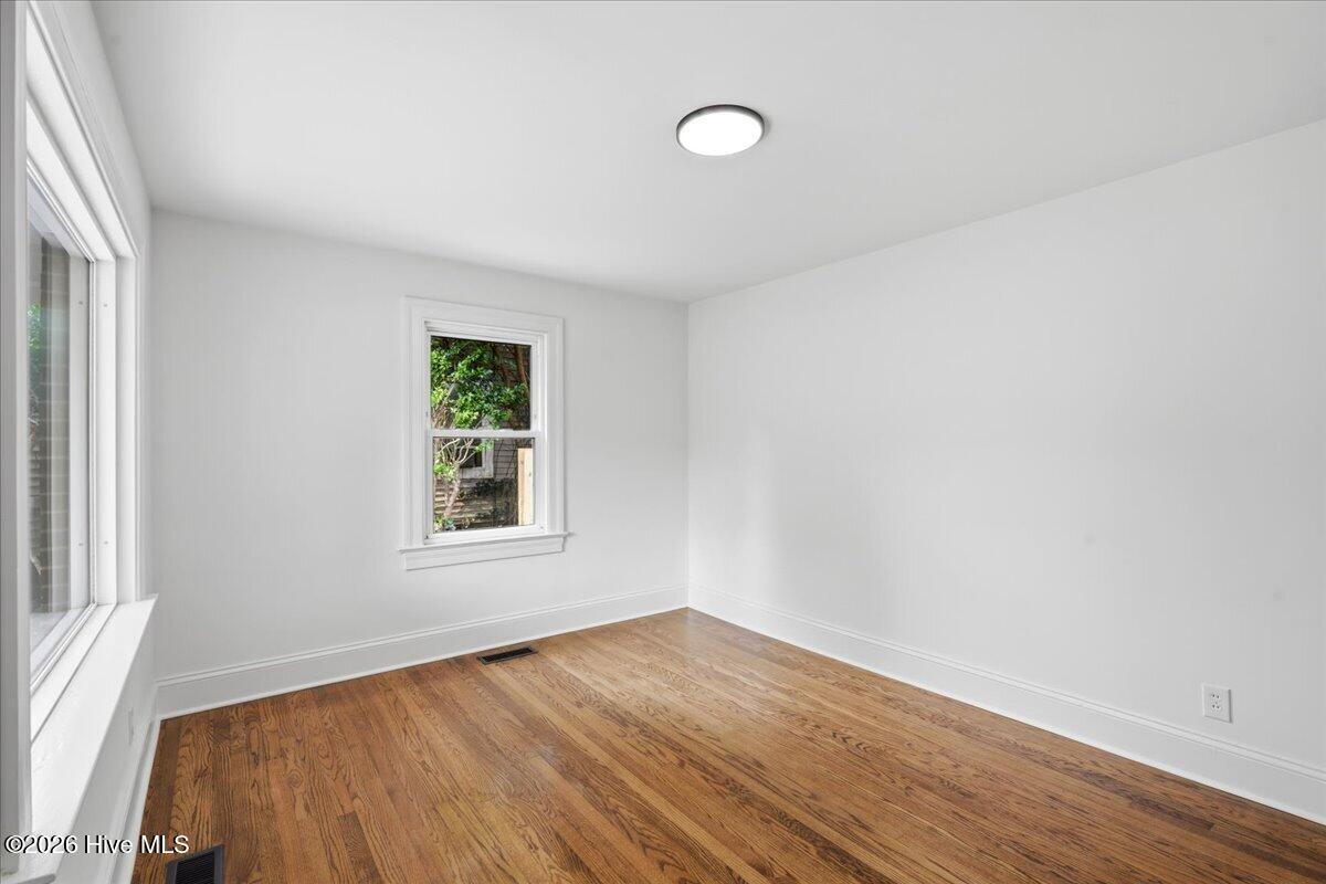909 N Carolina Street Property Photo 12