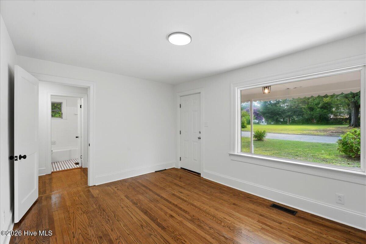 909 N Carolina Street Property Photo 13