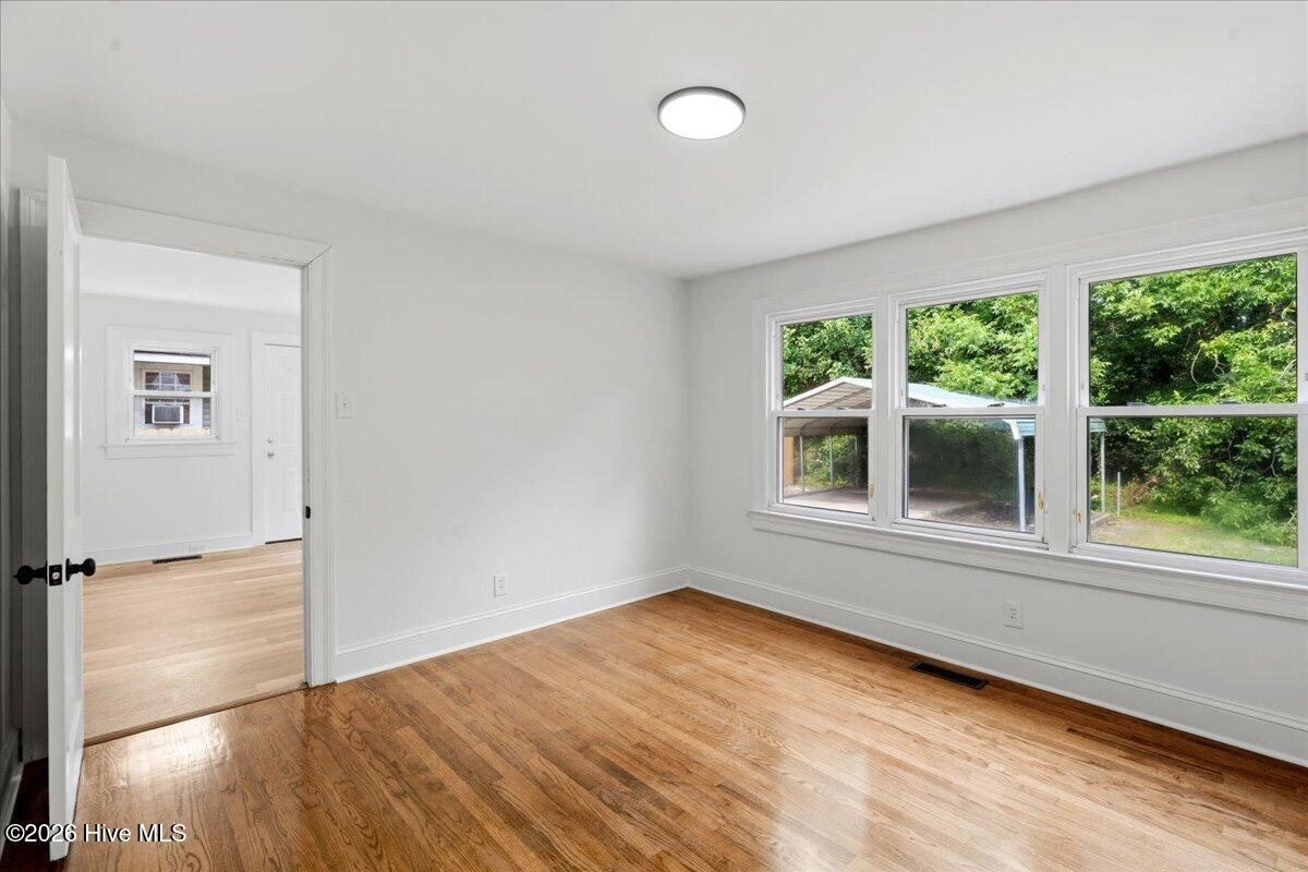 909 N Carolina Street Property Photo 19