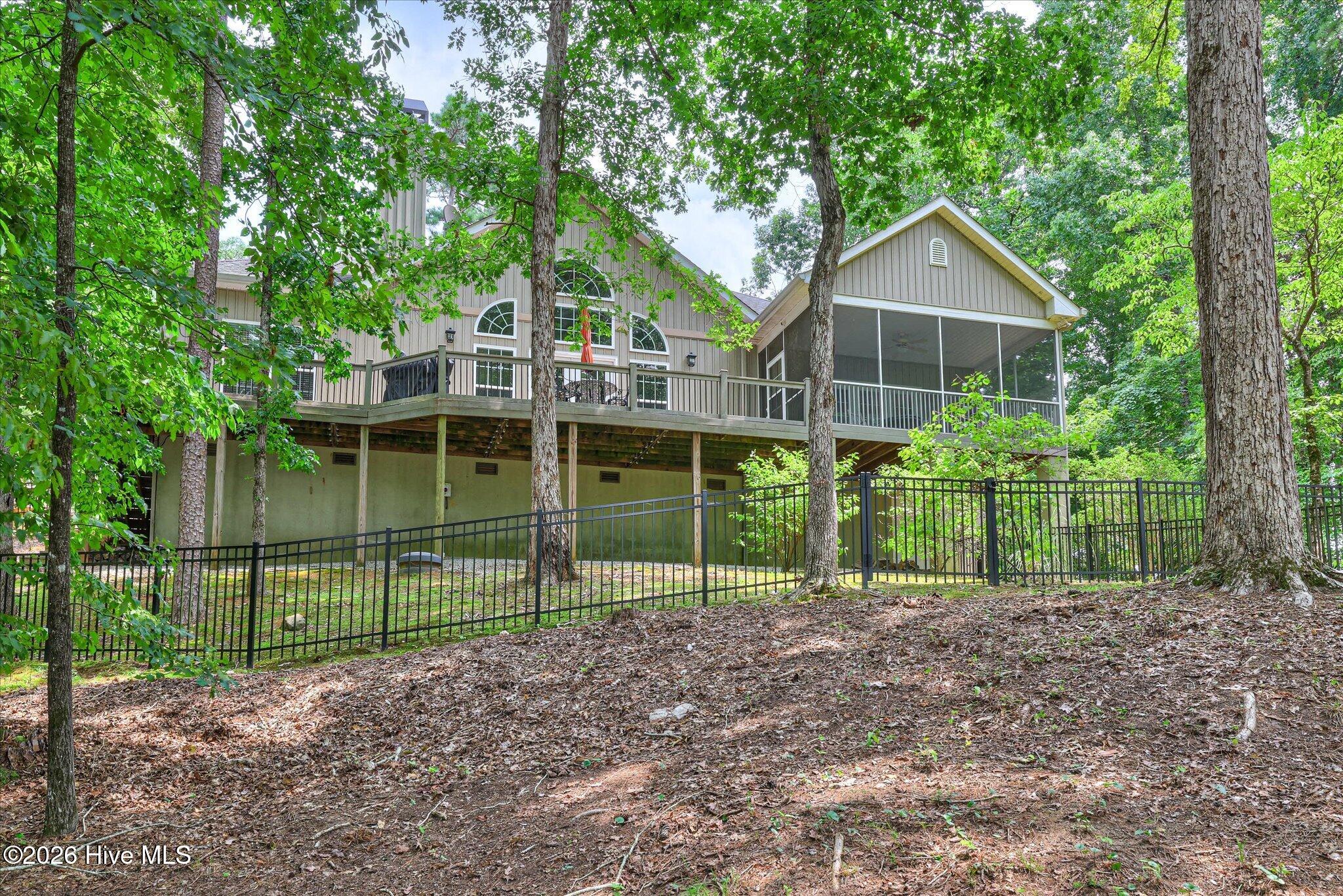 207 Rolland Place Property Photo 44