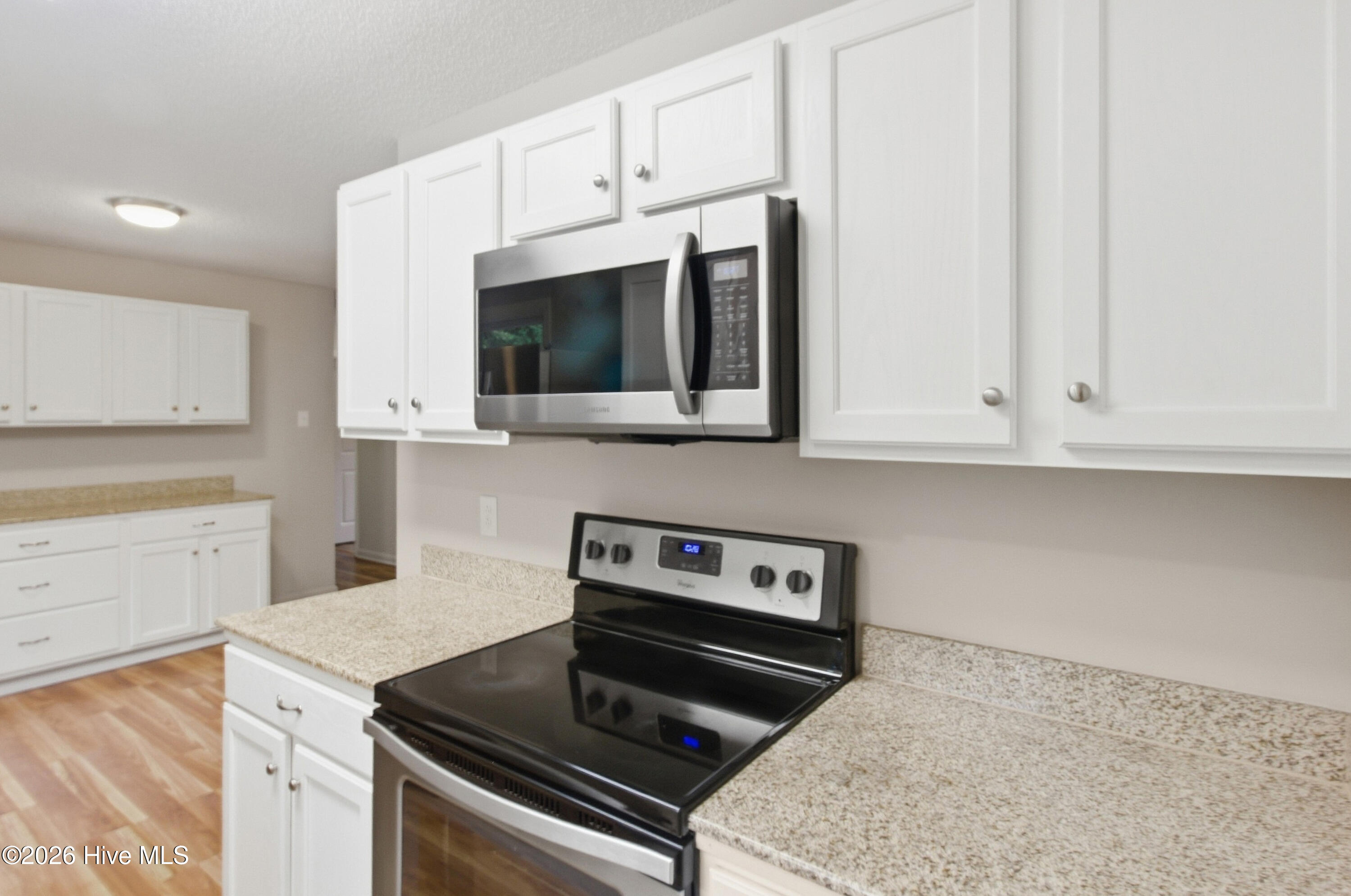 237 Hollywood Boulevard Property Photo 24