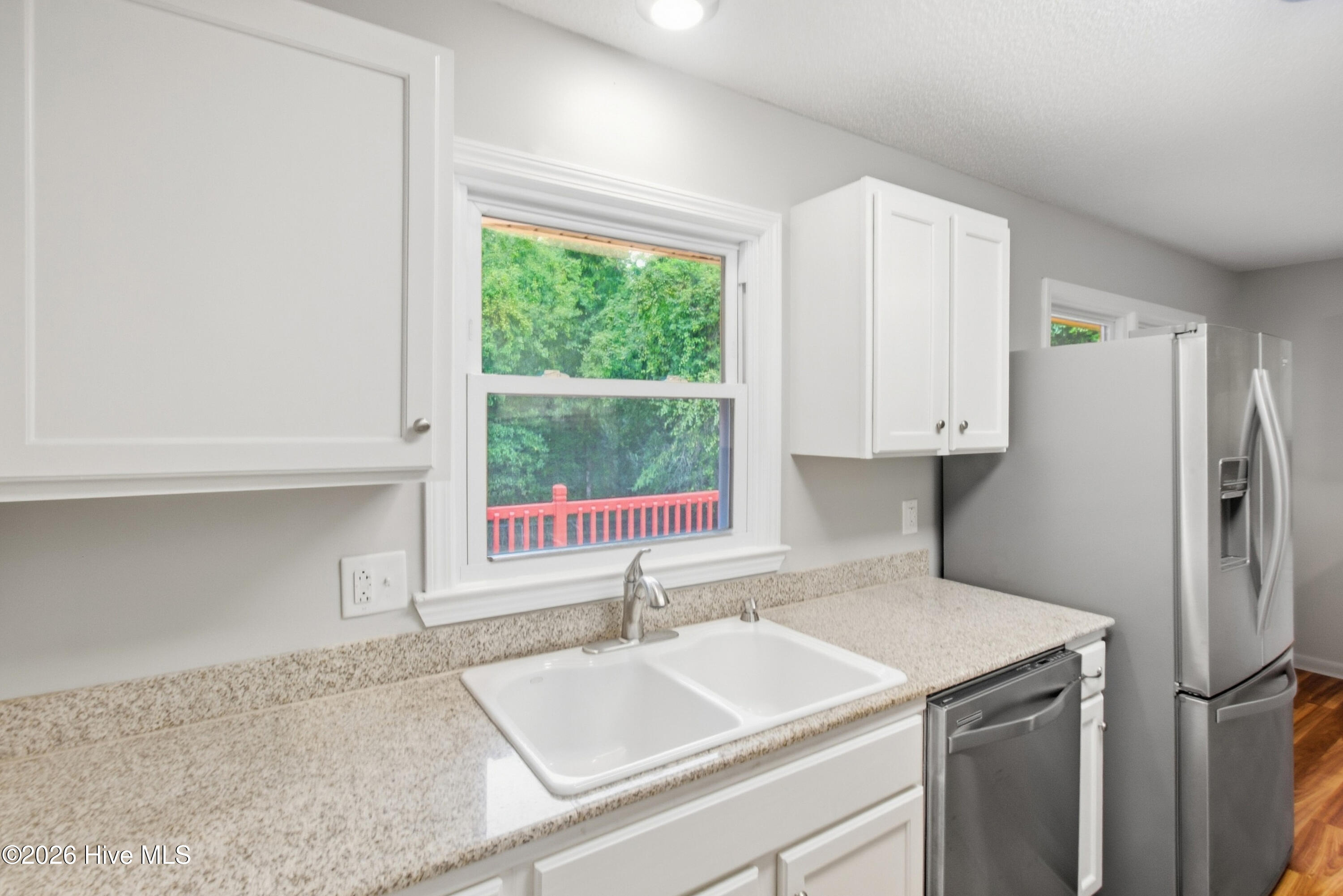 237 Hollywood Boulevard Property Photo 25