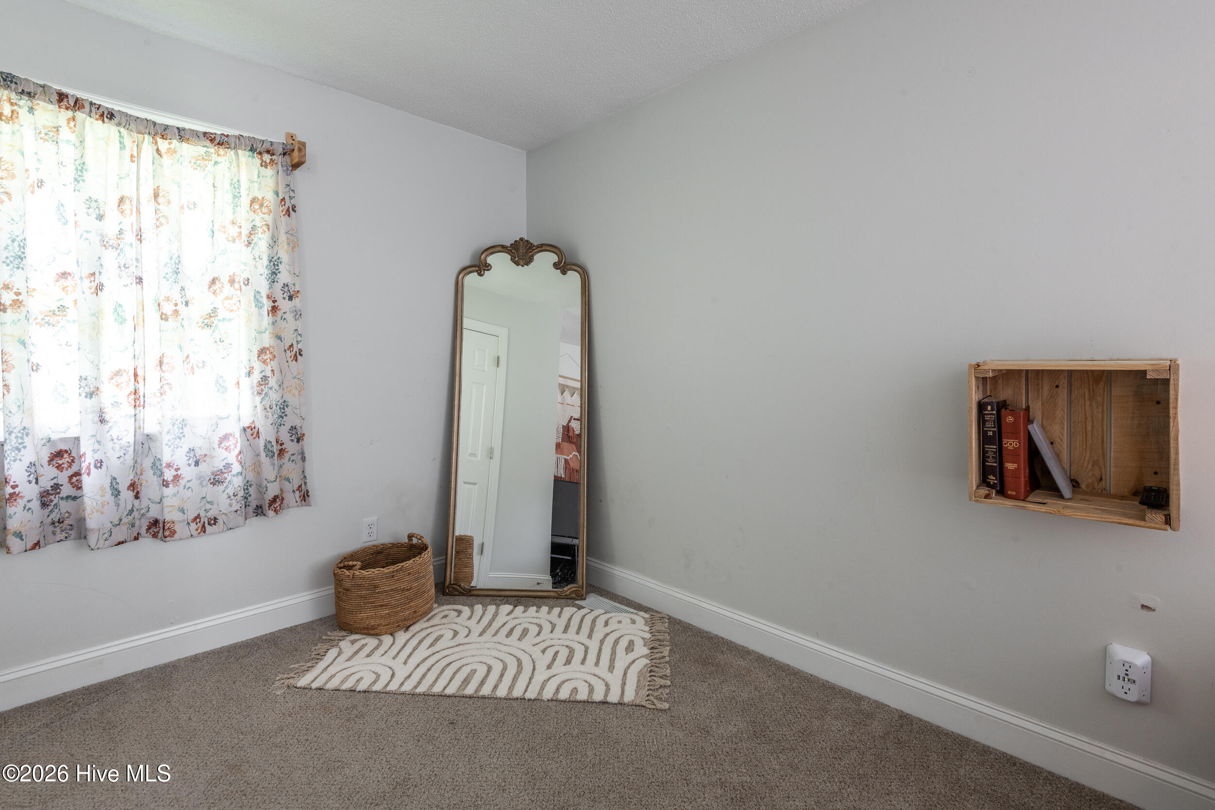 115 Trent Circle Property Photo 34