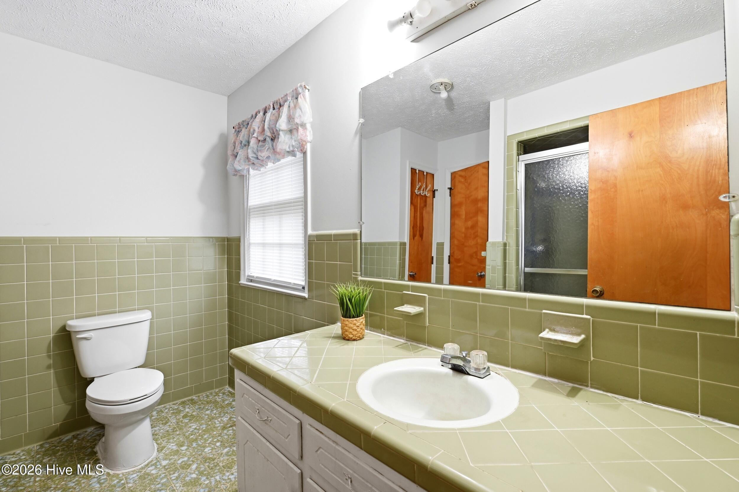 509 E 1st Avenue Property Photo 22