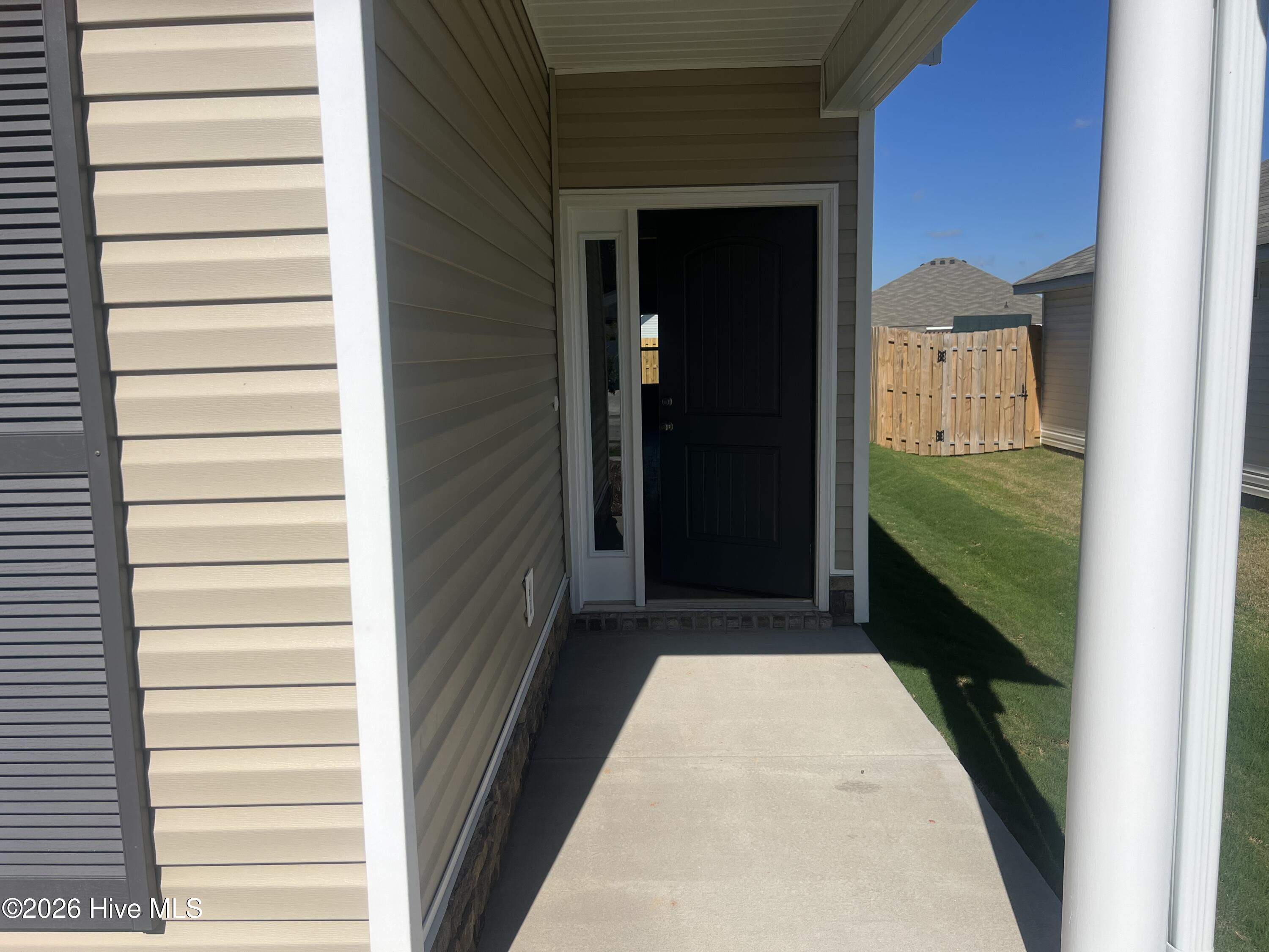 8872 Snelling Drive Property Photo 3