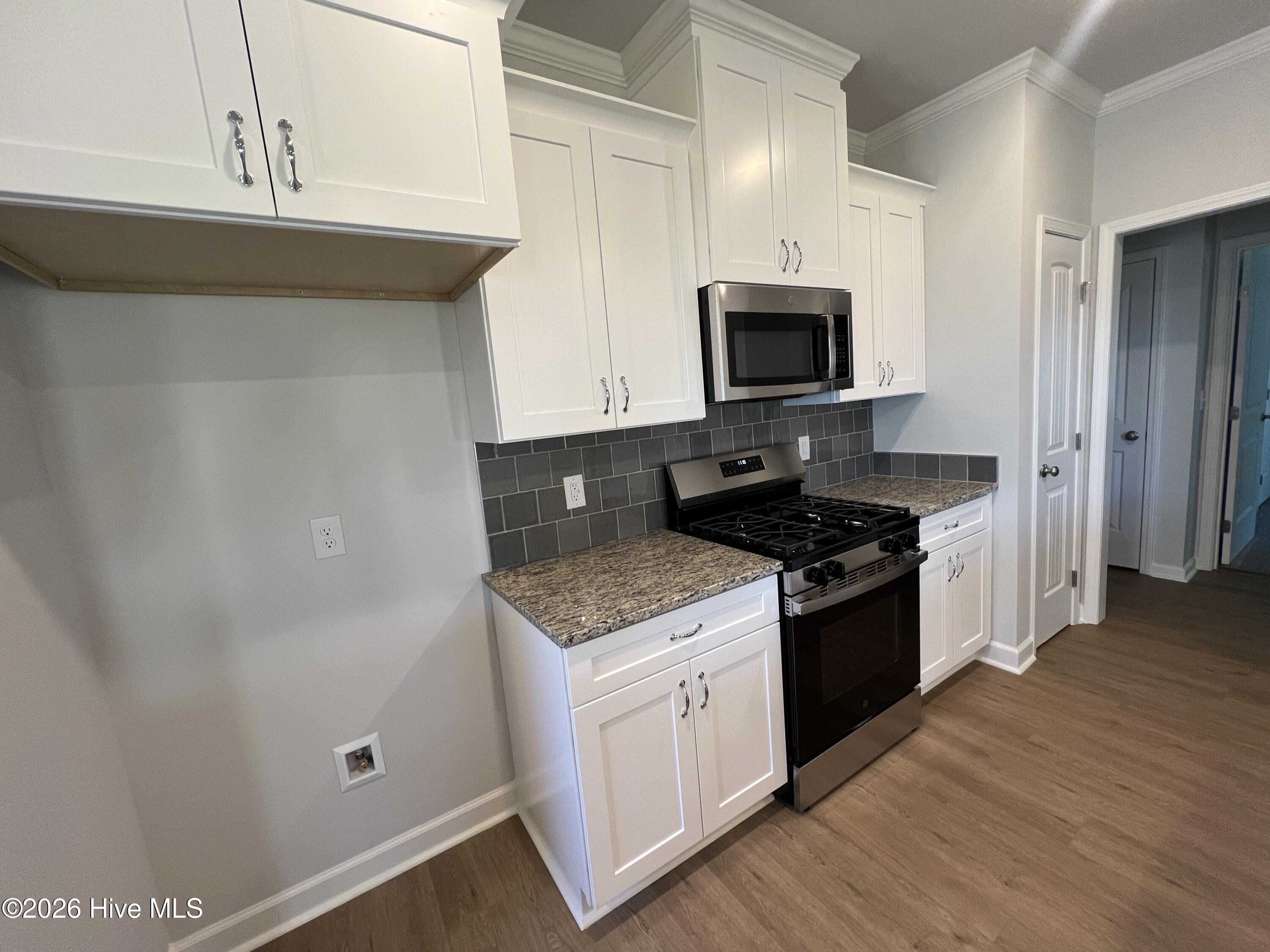 8872 Snelling Drive Property Photo 6