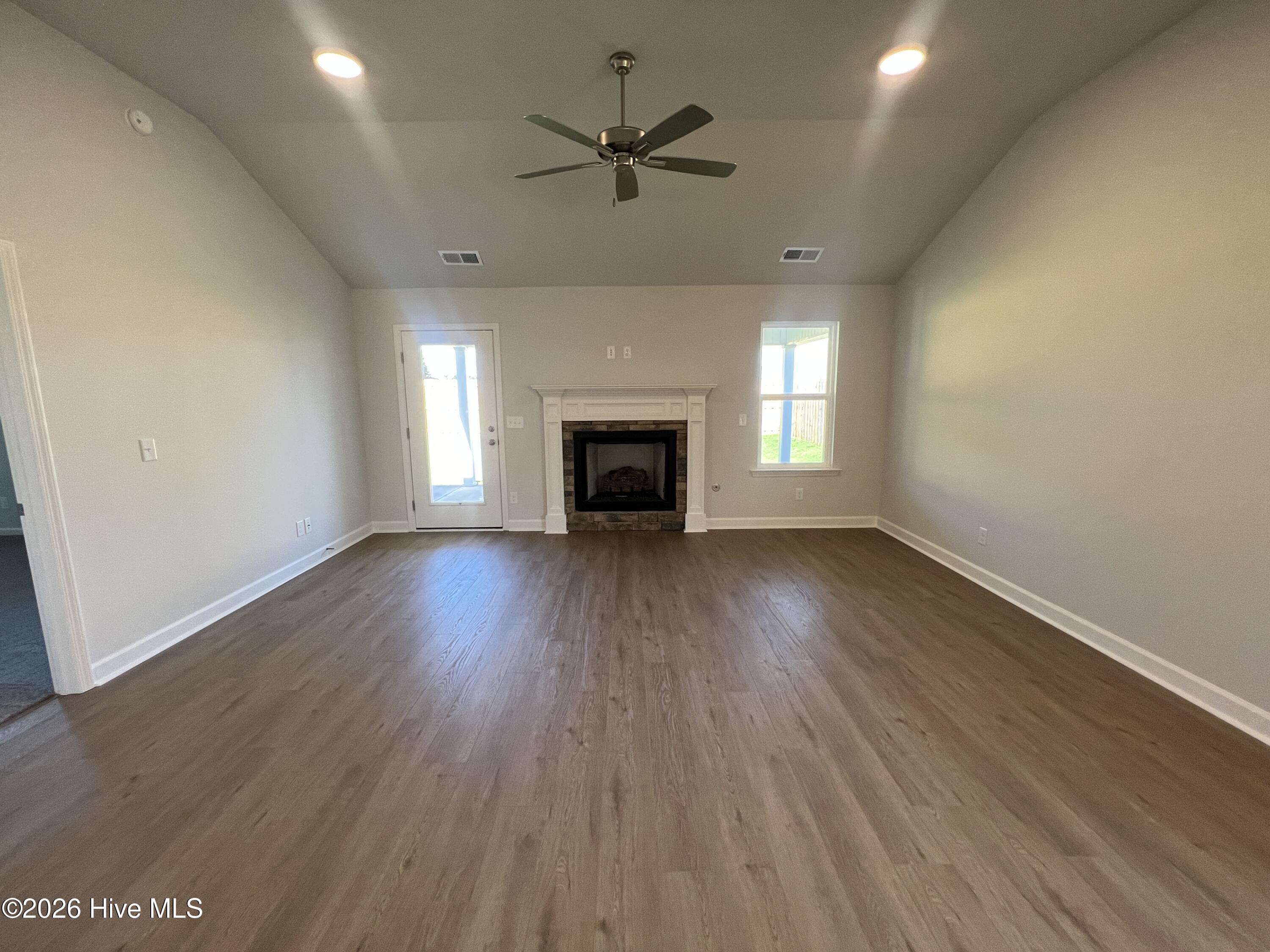 8872 Snelling Drive Property Photo 10