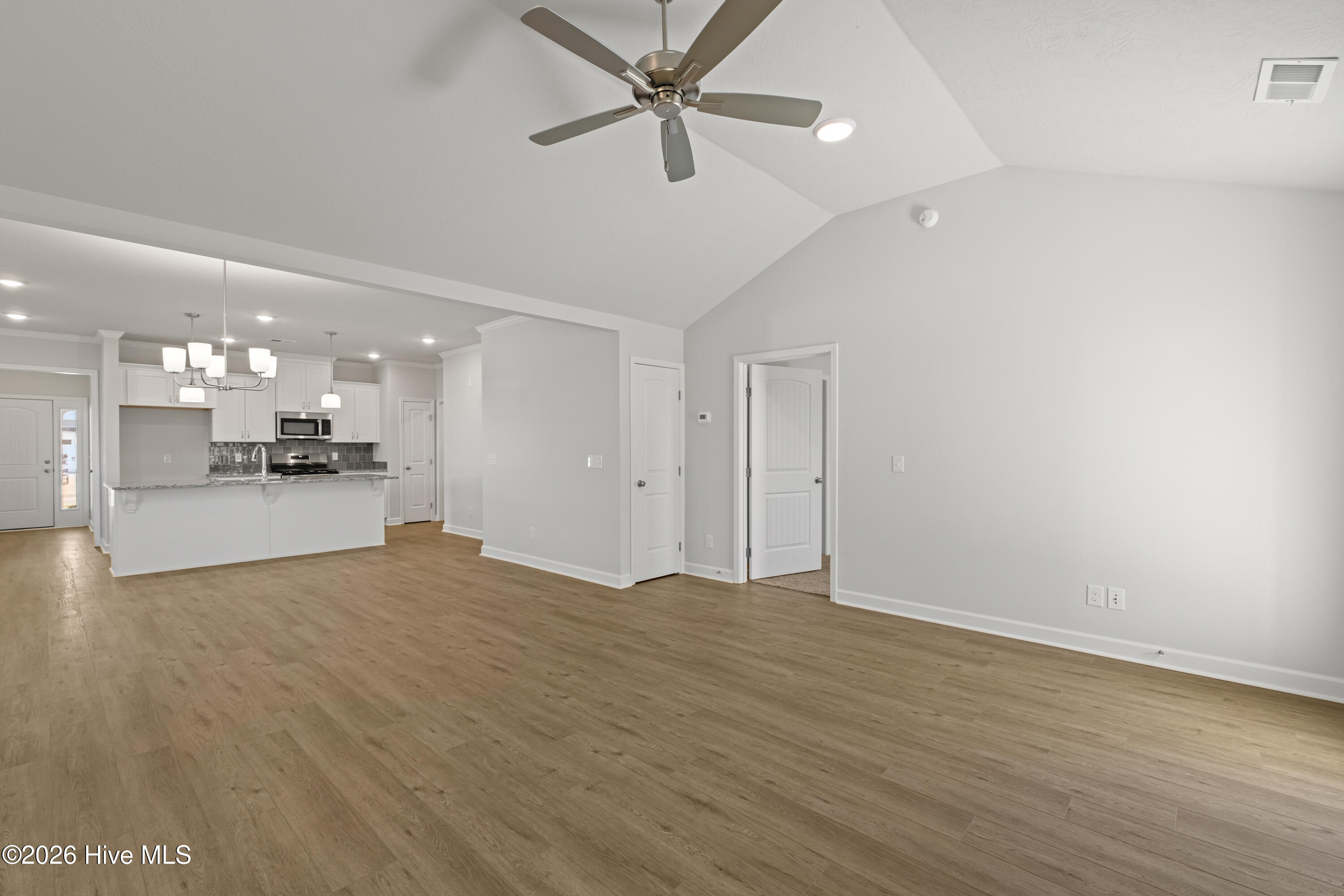 8872 Snelling Drive Property Photo 11