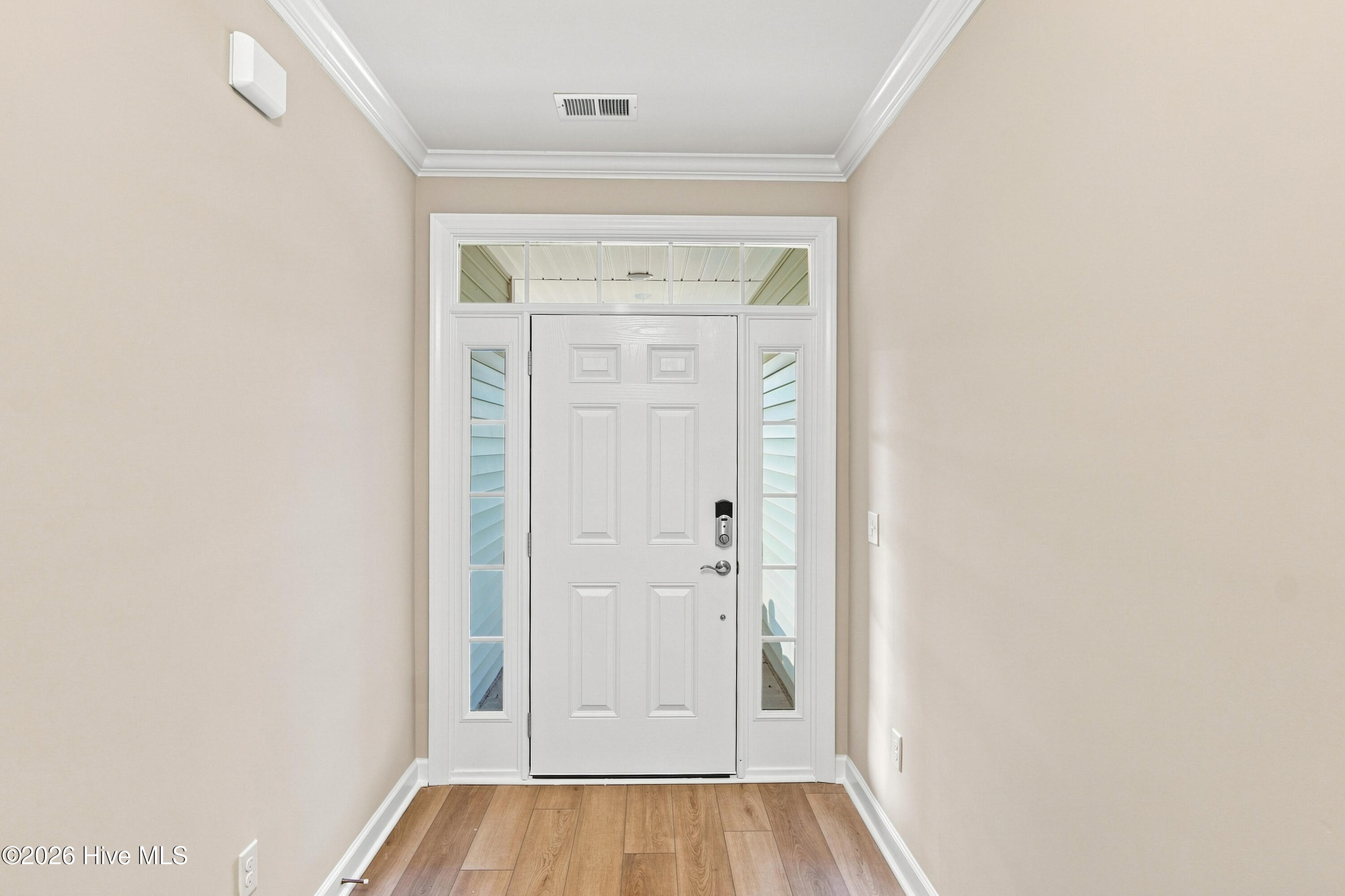 946 Parelli Way Property Photo 4