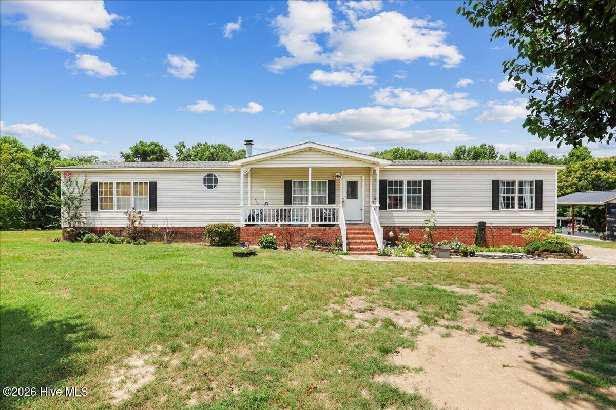 113 Meadowcrest Drive Property Photo 1