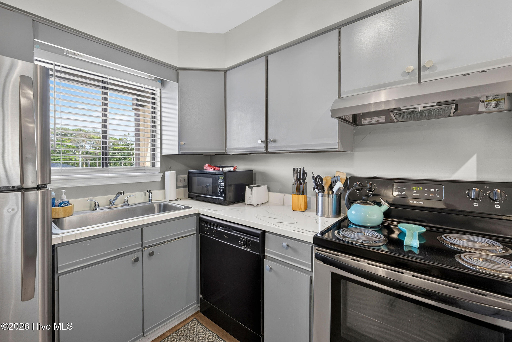 1101 Lake Park Boulevard S A5 Property Photo 12